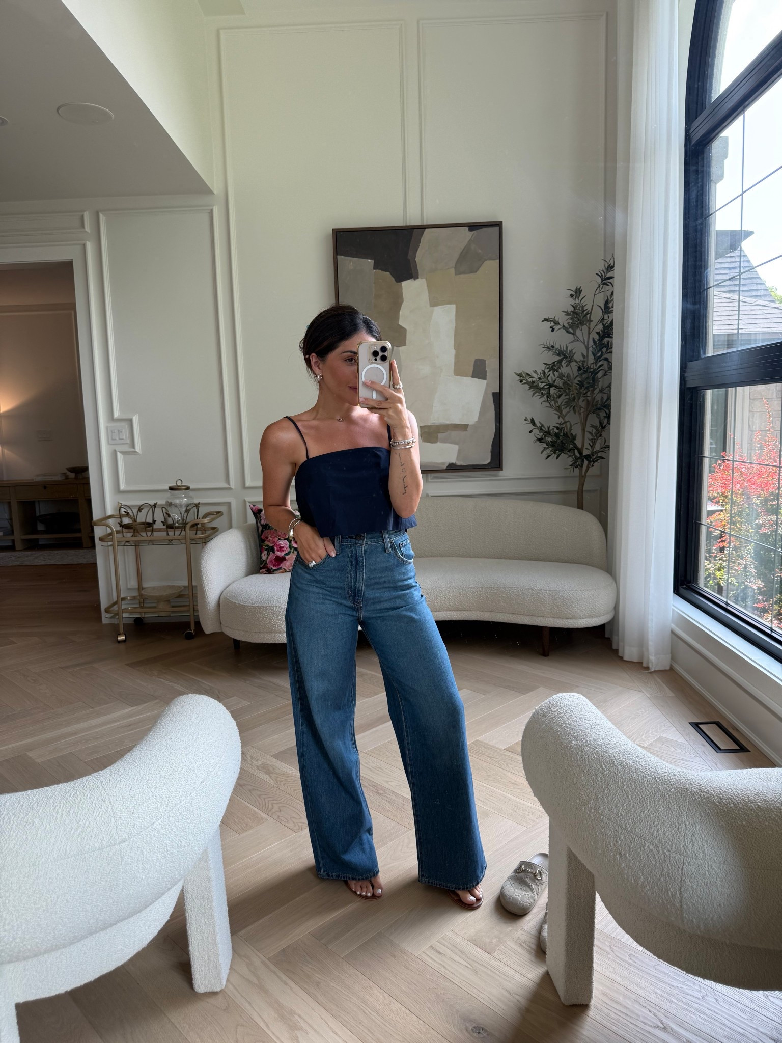 We’re going to denim school today! This is a cinch waist denim that helps define your waist and eliminate any gapping- I’m wearing size 25 (waist) with a 31 inseam 
@levis website does a great job at narrowing down styles based on what inseam you’re looking for. At 5’1, I prefer a 27”-31” inseam to work with the majority of my shoes 

#levispartner #levis

#LTKsummer #LTKworkwear #LTKdatenight