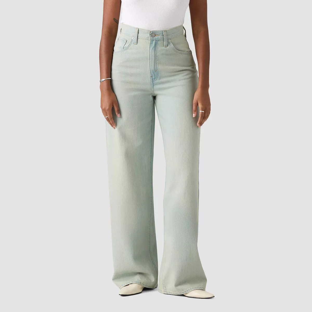 Levi's® Women's Cinch Baggy Jeans - On Blast 27 | Target