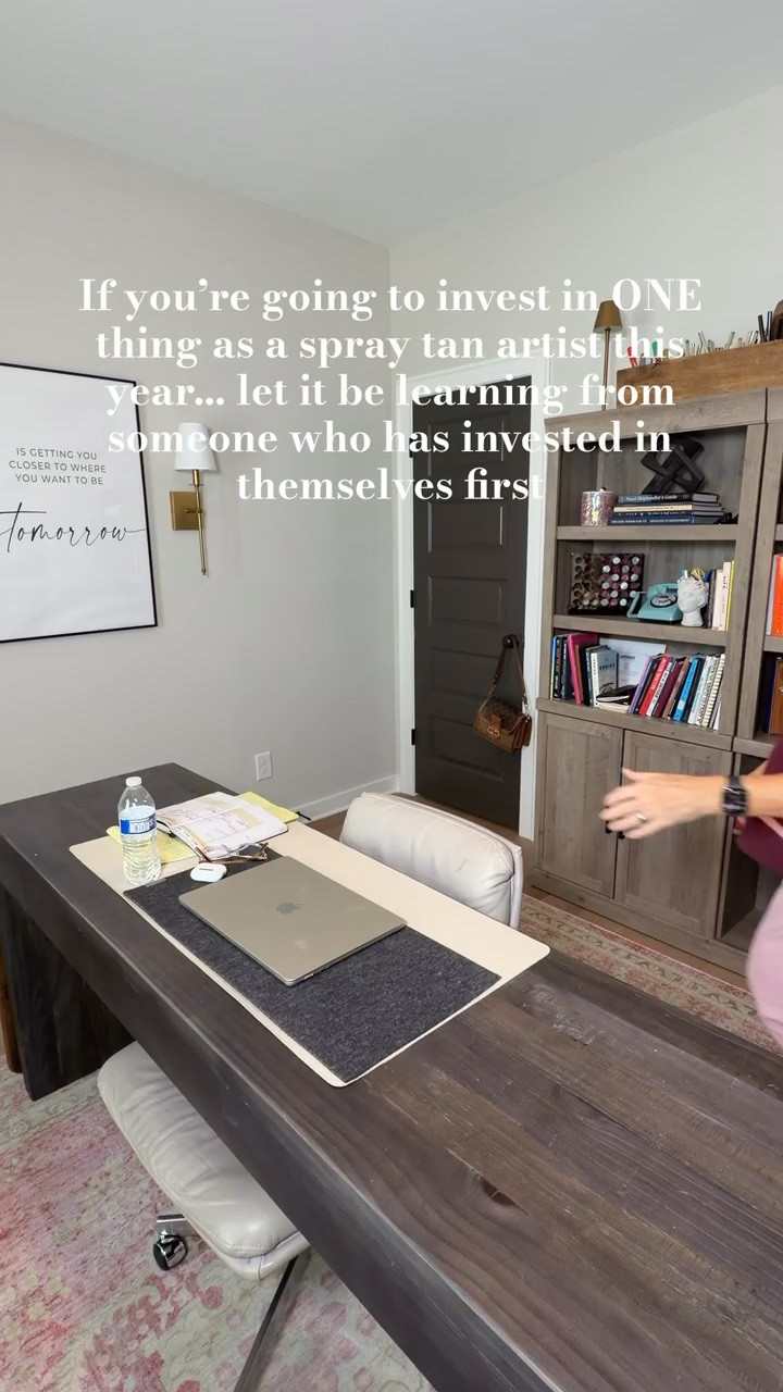 If you’re going to invest in one thing as a spray tan artist this year, let it be learning from someone who has already invested in themselves first ✨

The tools matter, but learning how to build confidence, improve your process, and grow your business matters just as much. The more you invest into your craft, the smoother everything starts to feel for both you and your clients.

Linking my outfit and spray tan tools I used below.

#spraytanartist #spraytanbusiness #mobilespraytan #sunlesstanning #beautyprofessional #smallbusinesslife #ltkcreator #ltkit #LTKbeauty