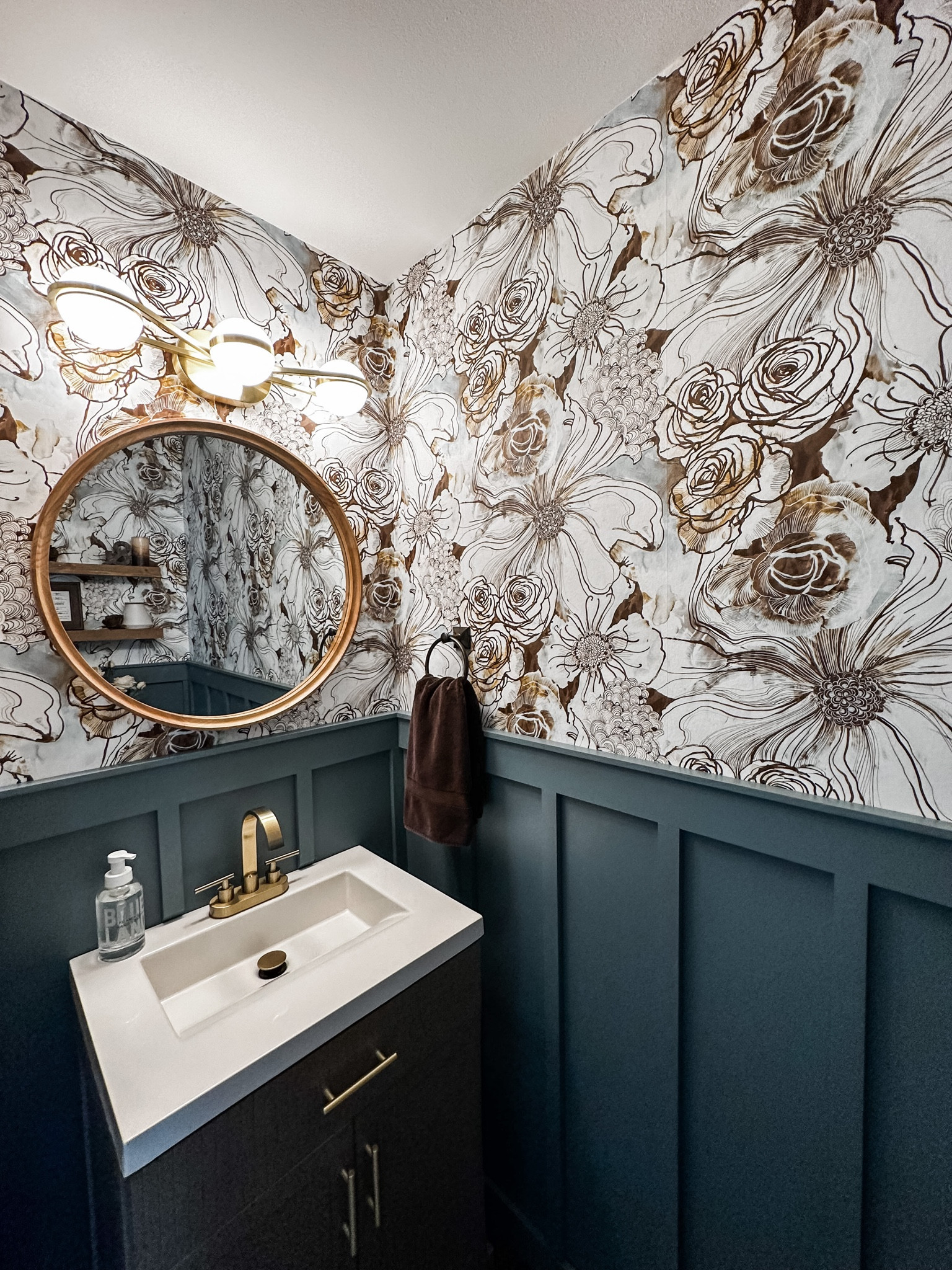 Powder Room Reveal!

This wallpaper + blue painted board & batten in my newly renovated bathroom is everything. I had no idea a bathroom remodel would bring so much happiness to my world 😍 


#bathroom #bathroomdecor #bathroomrenovation #bathroomdesign #bathroominspo #interiordesign #decor #homedecor #interior #interiordecor #homedesign #homestyle #design #maximalist #wallpaper 

#LTKFind #LTKstyletip #LTKhome