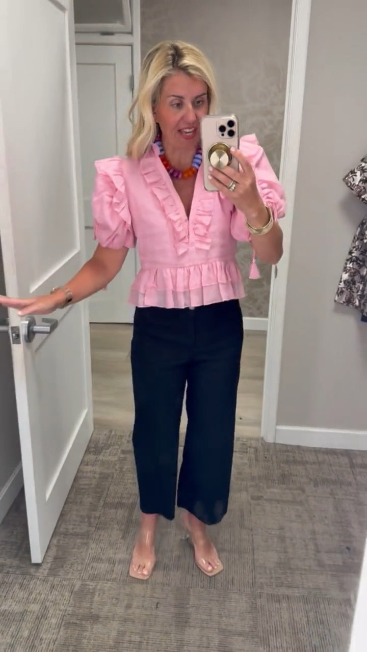 Not sure I’ve ever been more obsessed with a top than this one! It’s absolutely gorgeous!! I’m wearing an xs.  ￼￼

#LTKmomlife #LTKdayinmylife #LTKootd