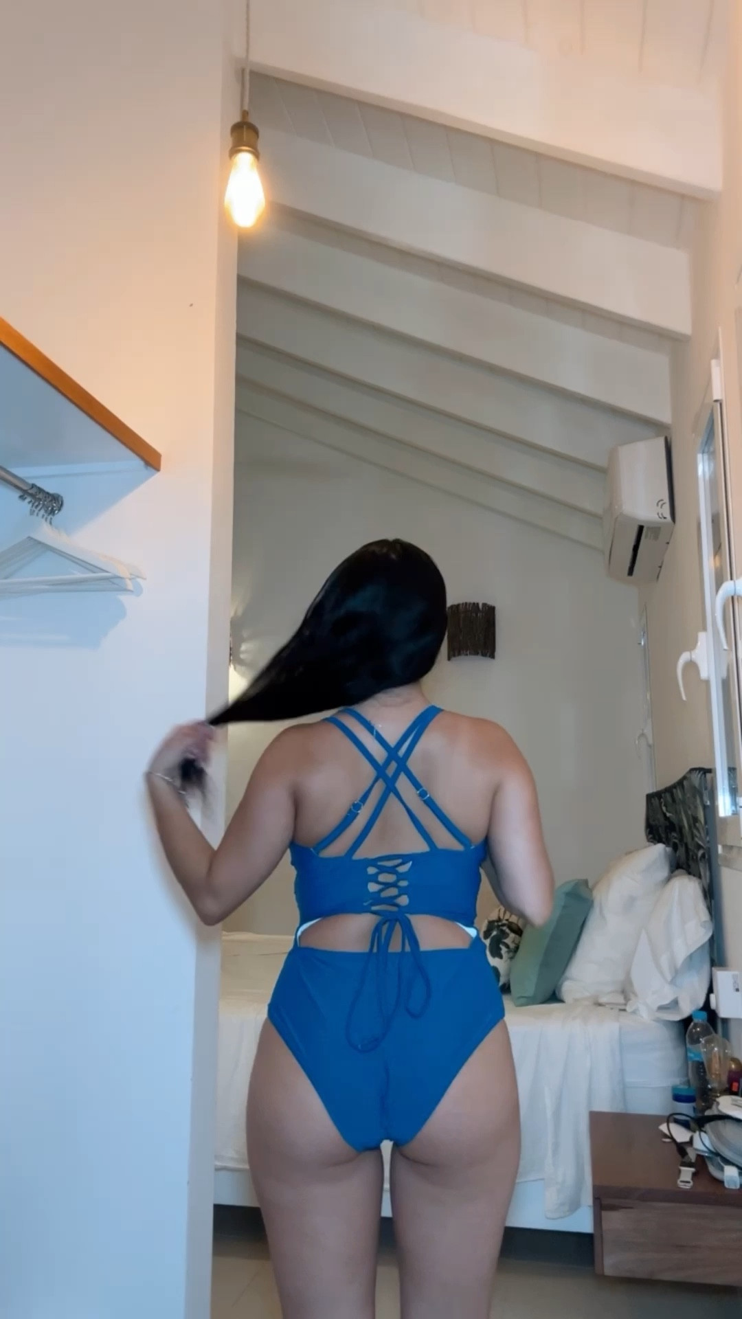 One piece swimsuit 

#LTKstyletip #LTKCyberSaleFR #LTKsalealert