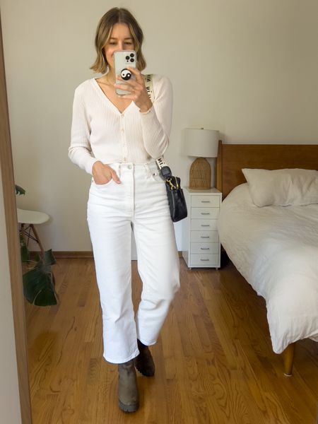 I love a monochrome outfit! These pants are on sale for the Madewell insider’s sale, which is soooo good right now. I wear these in my usual size and I love the fit! Boots are on sale too!
