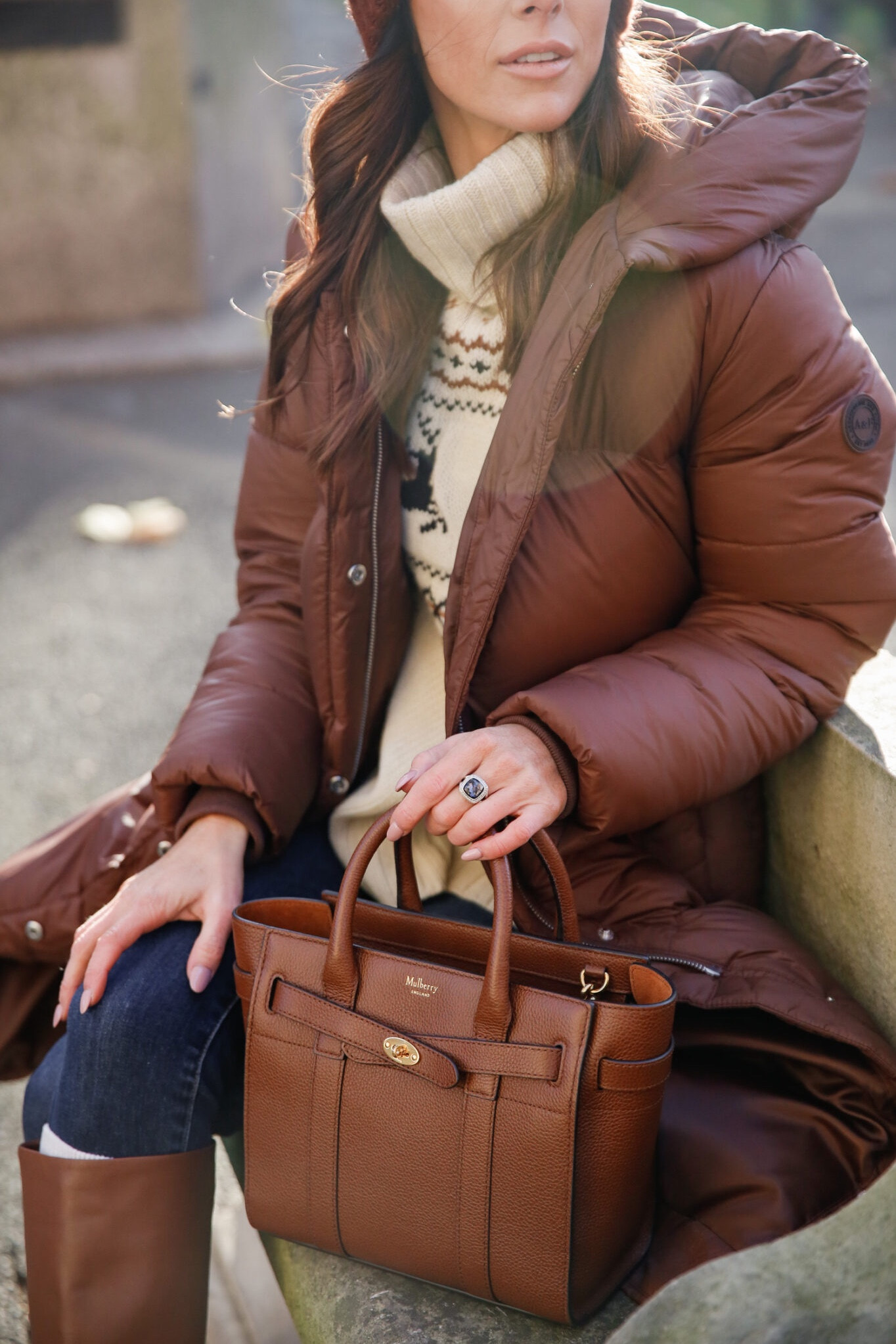 The best neutral bag that matches any outfit. Loving this Mulberry purse for any season of the year  

#LTKstyletip #LTKSeasonal #LTKitbag