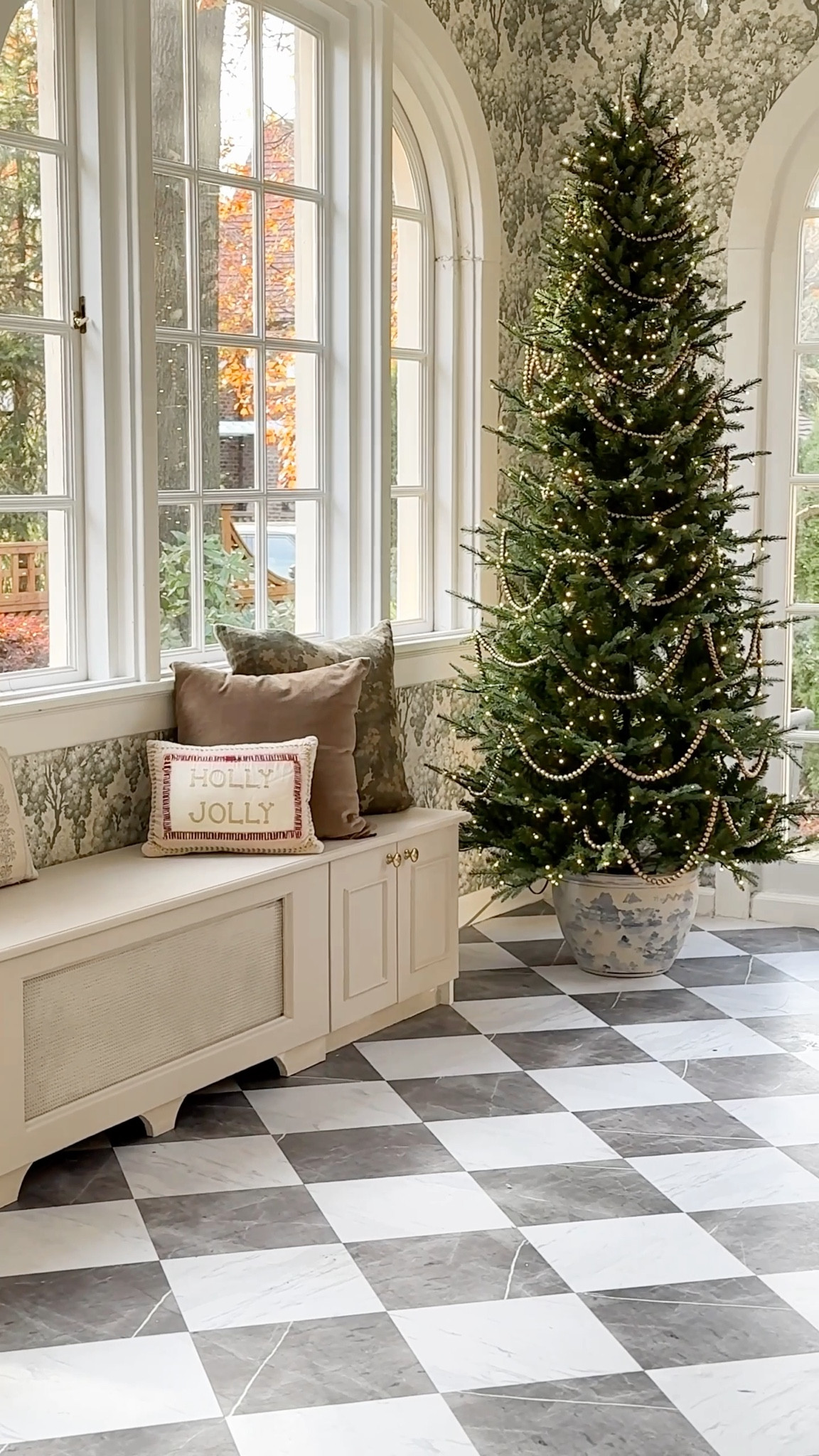 A tree in a blue and white planter. So good!

#LTKSeasonal #LTKFindsUnder100 #LTKHoliday