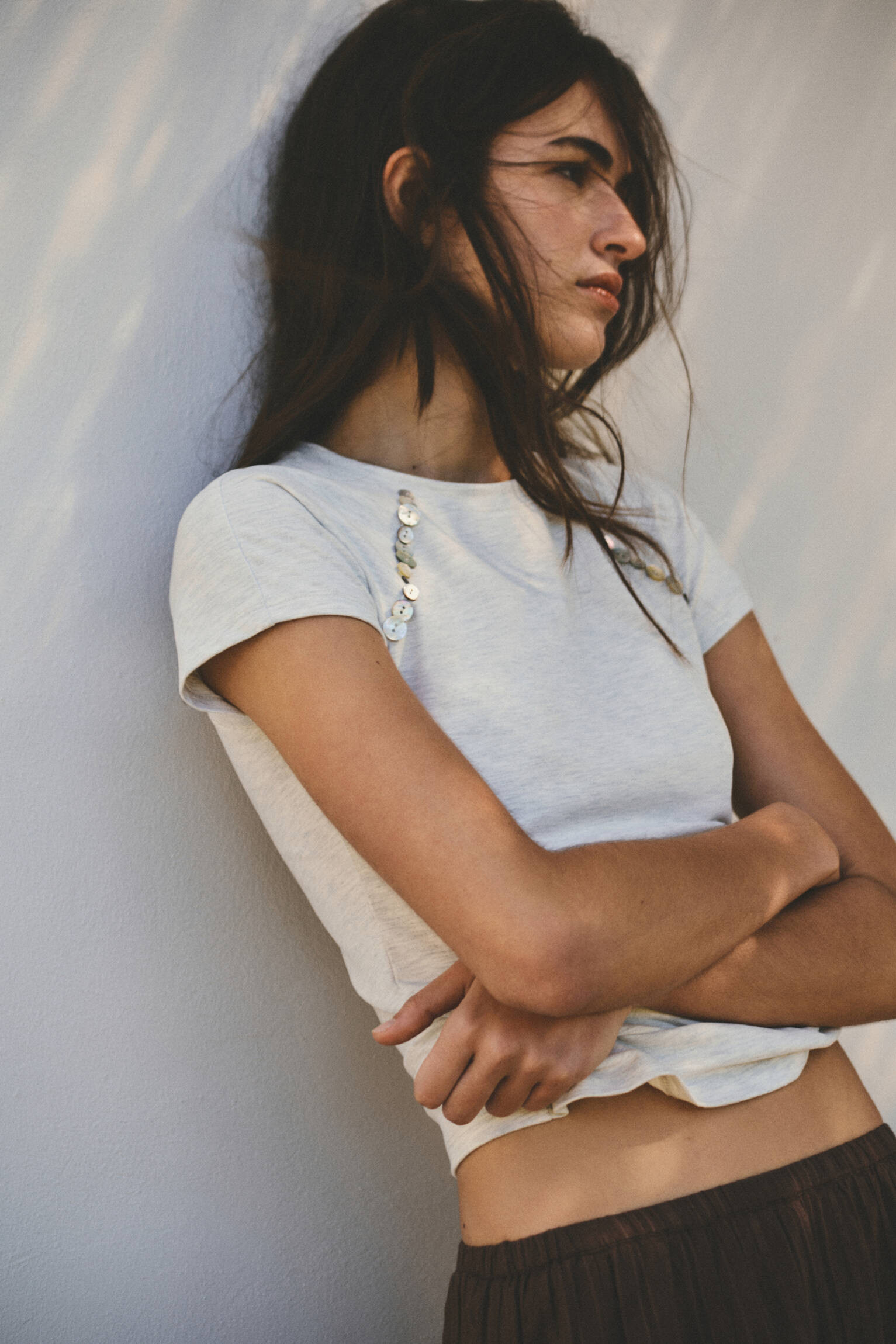 Button detail T-shirt - Pull&Bear United Kingdom | PULL and BEAR UK