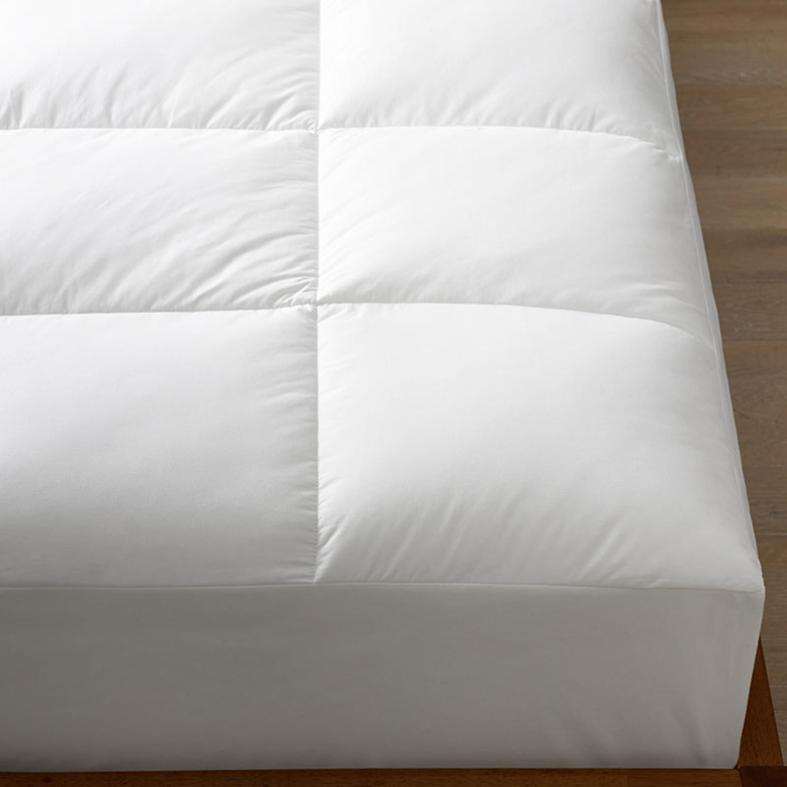 Premium LoftAIRE Ultra™ Down Alternative Mattress Pad - Queen | The Company Store