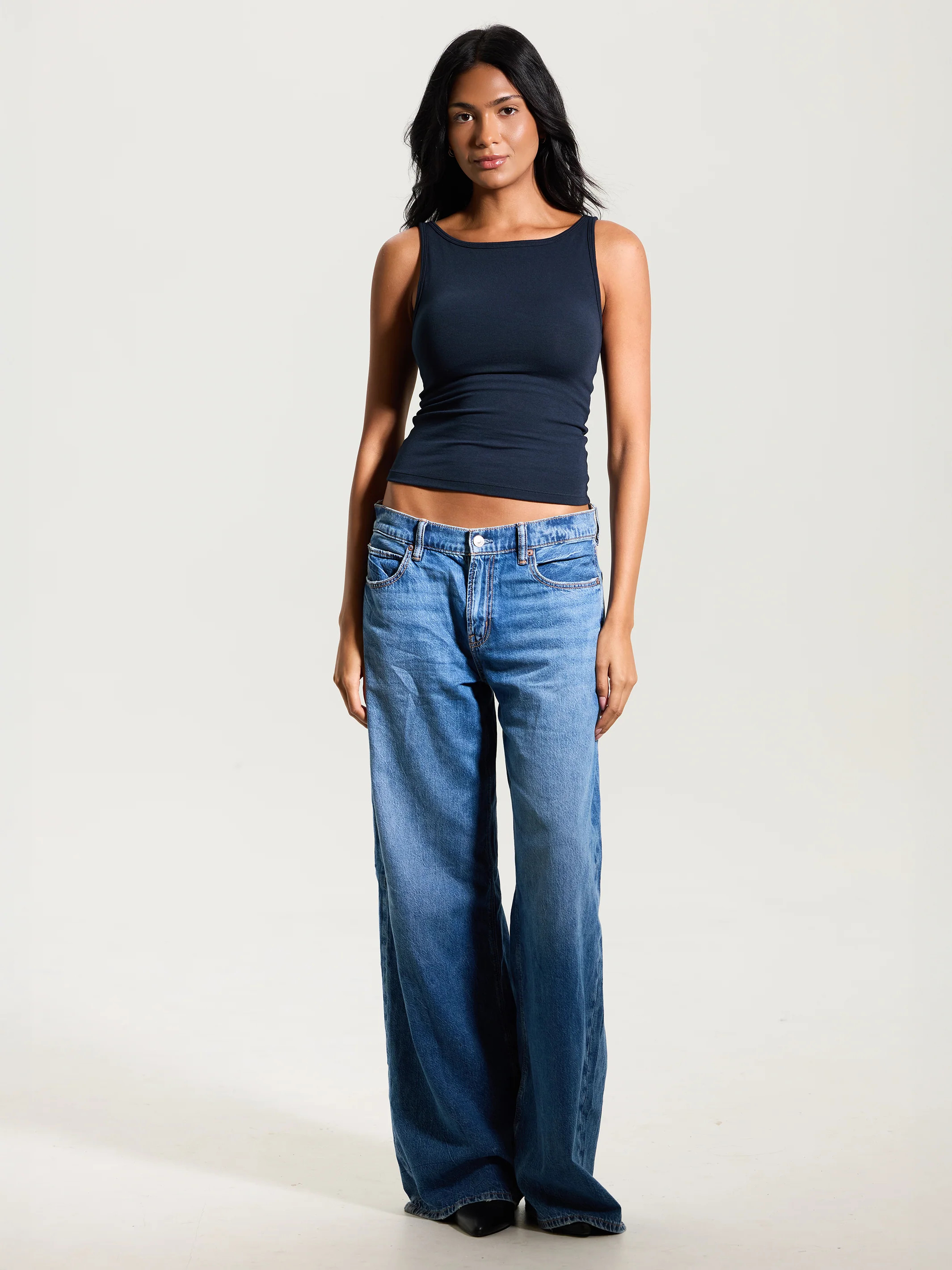Dainty Boat Neck | Klassy
