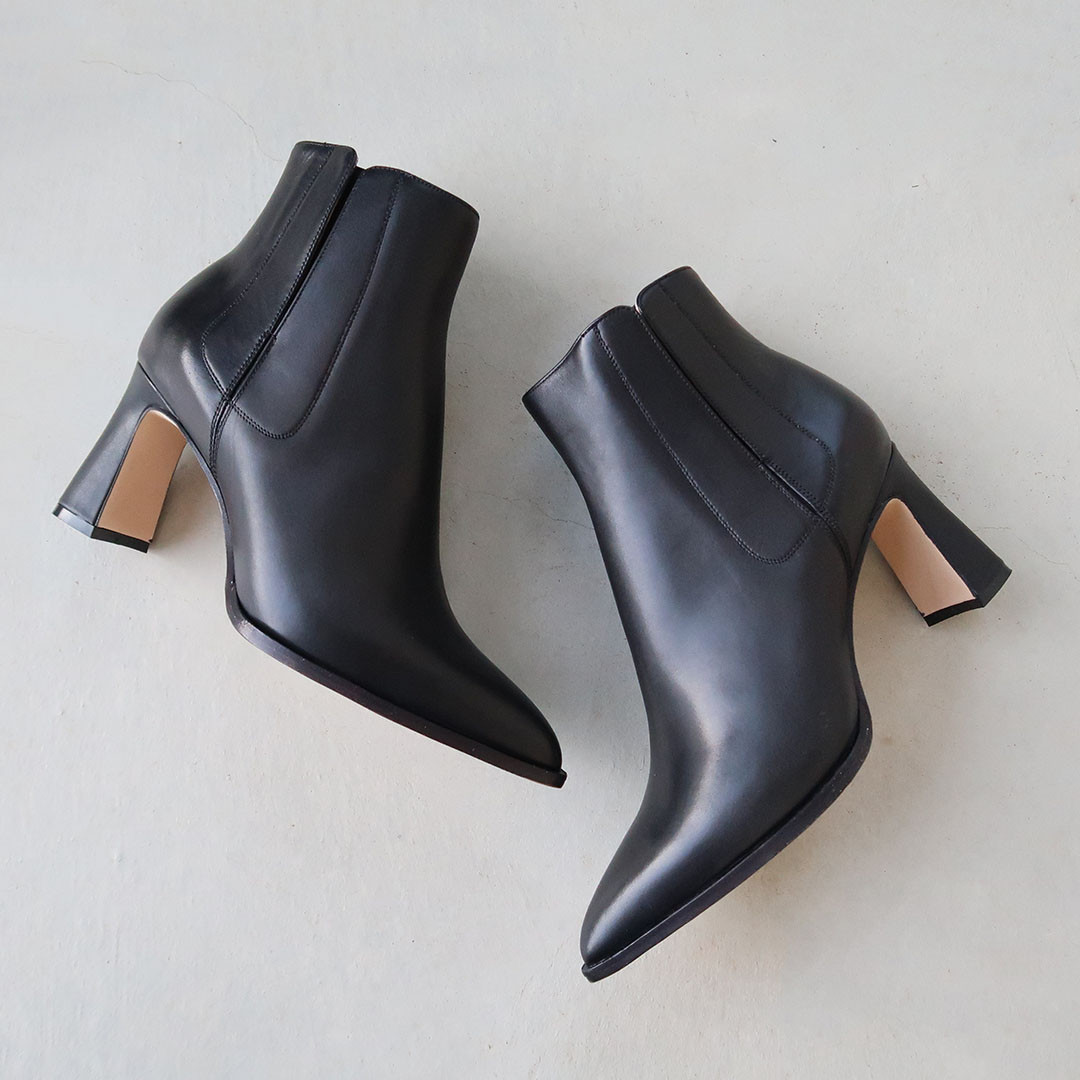 Perfect fall boots with arch support. I can wear these all day without pain. Love a shoe with arch support for walking, standing and more! Use code CATHY10 to save 10% off your purchase. Love that! 

 #LTKOver40 #LTKSaleAlert #LTKWorkwear