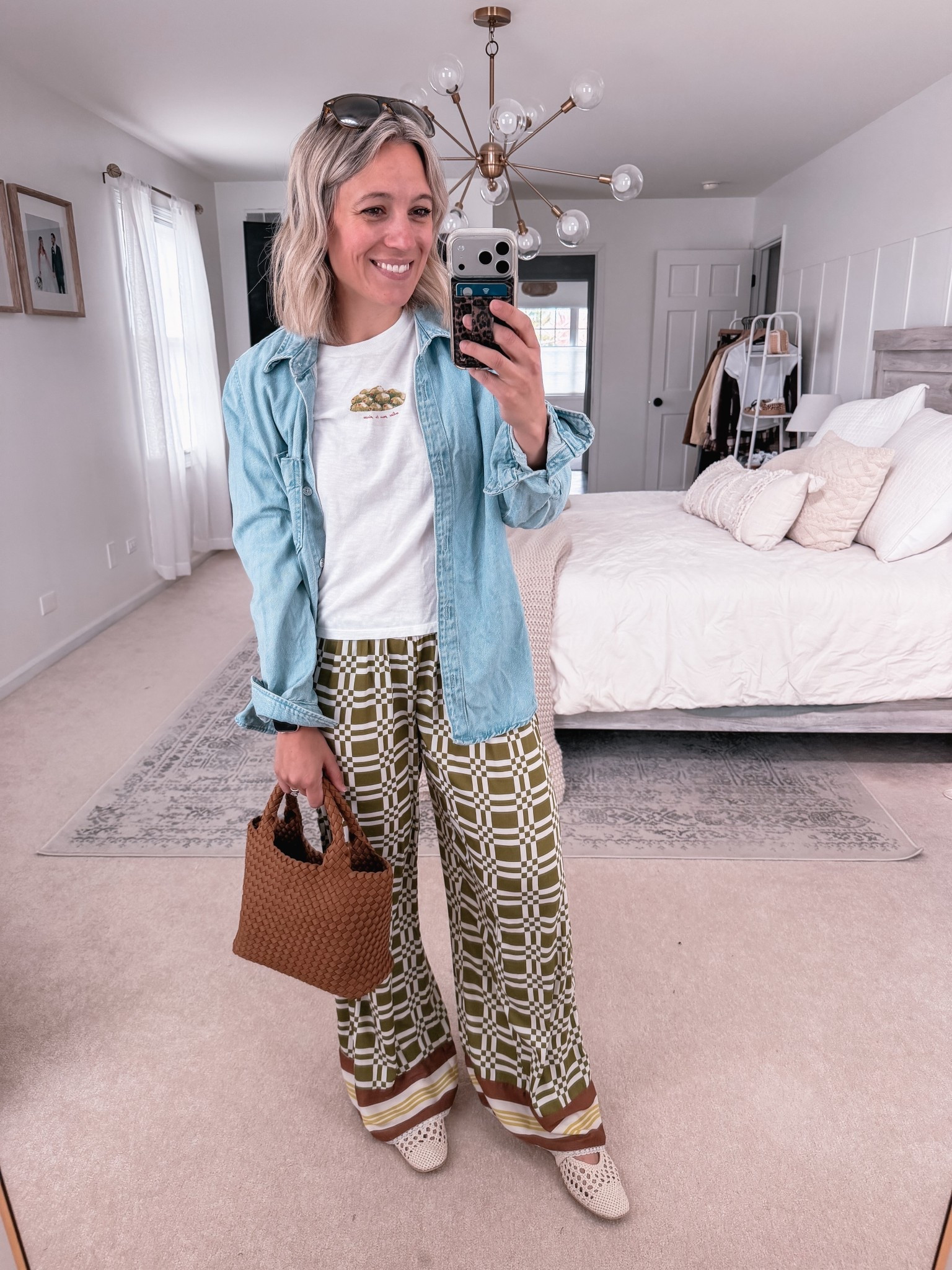 Yesterdays OOTD

Spring outfits 2026. Spring outfits. Date night outfit. Country concert outfits. Vacation outfits. Vacation outfits beach. Work outfits. Business casual workwear.

#LTKootd #LTKmorningroutine #LTKmomlife