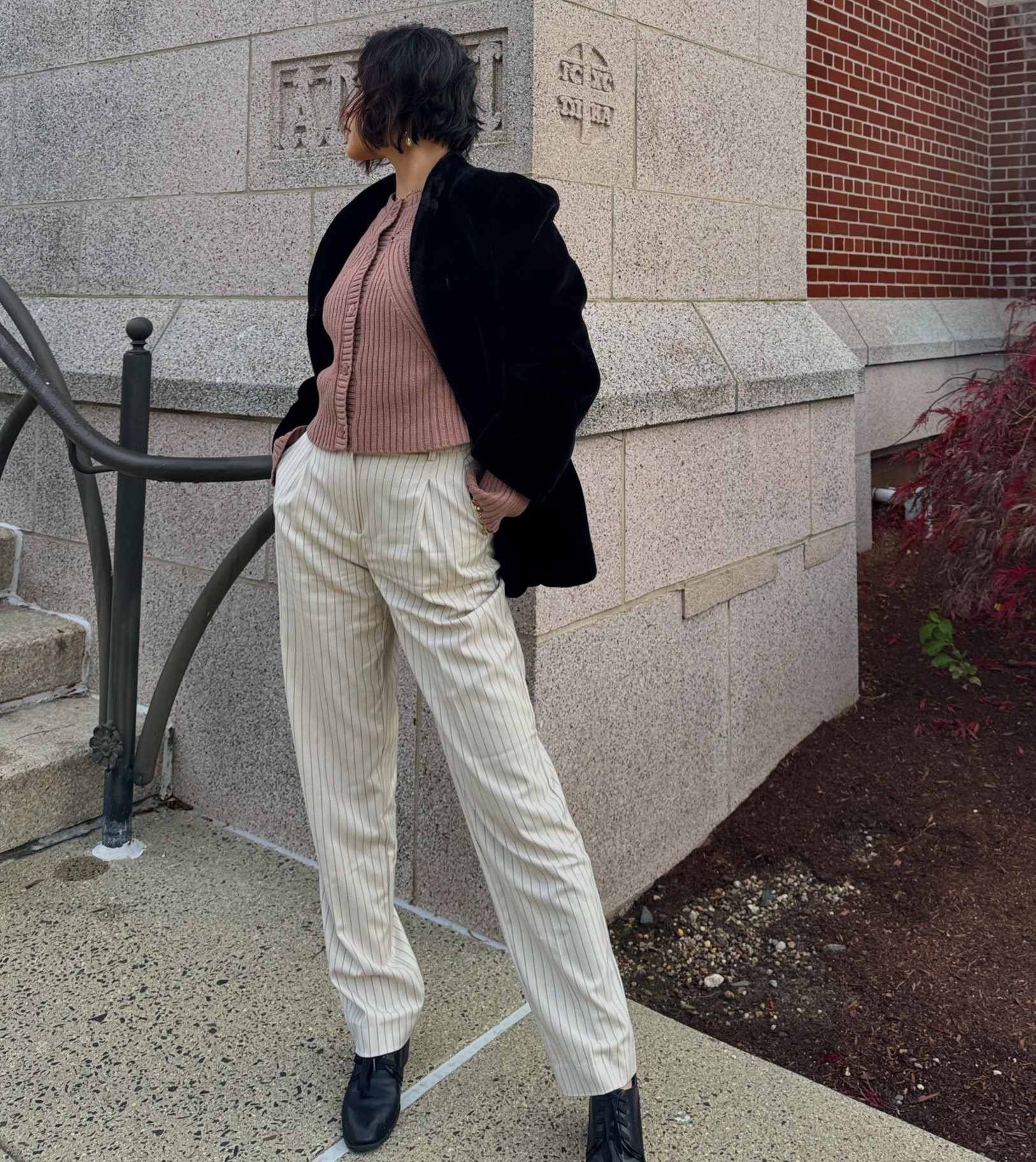 Casual fit for the office . Big buttons make the cardigan for professional and office appropriate 

#LTKSeasonal #LTKWorkwear #LTKStyleTip