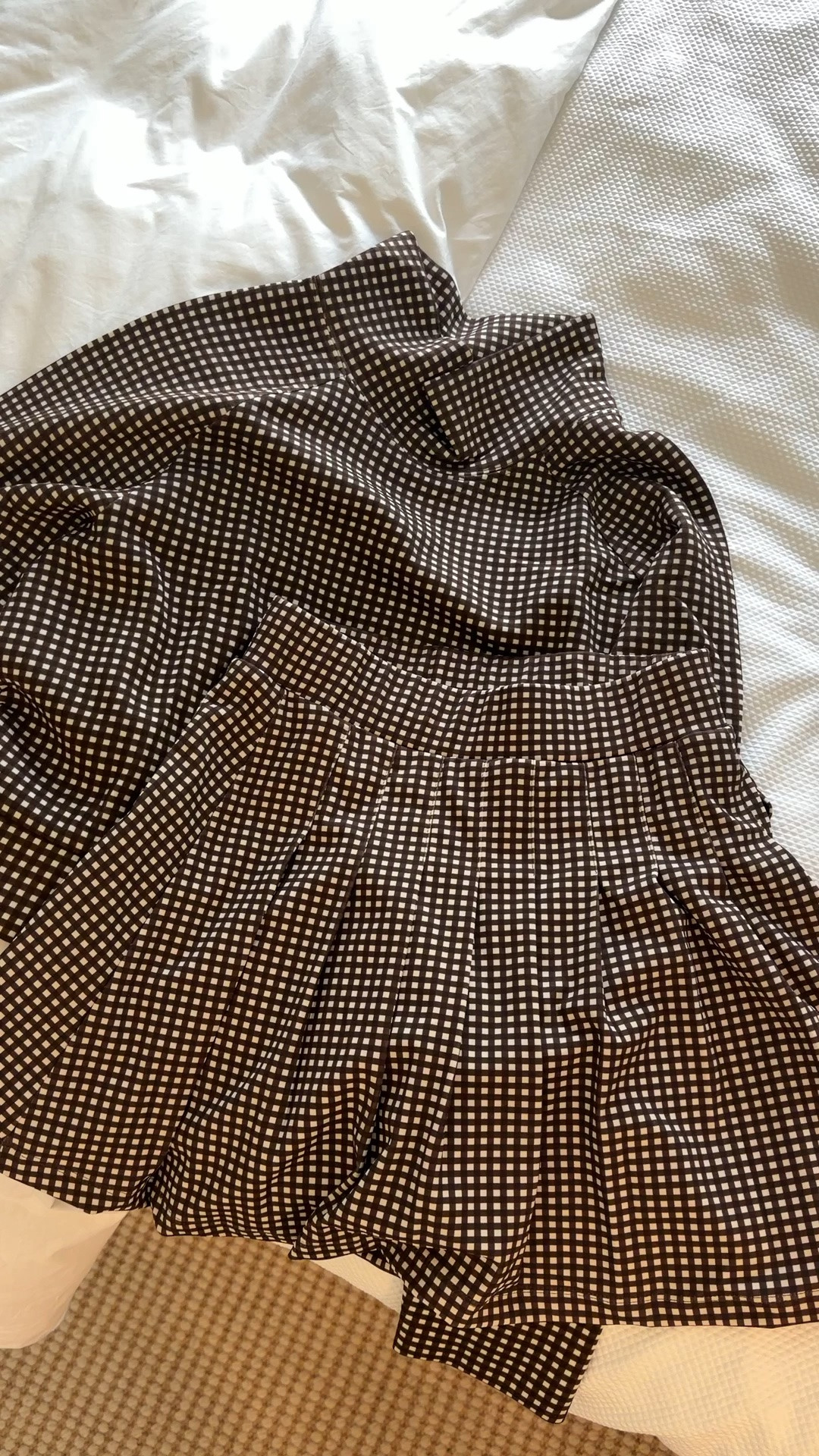Brown gingham set athleisure for Fall!