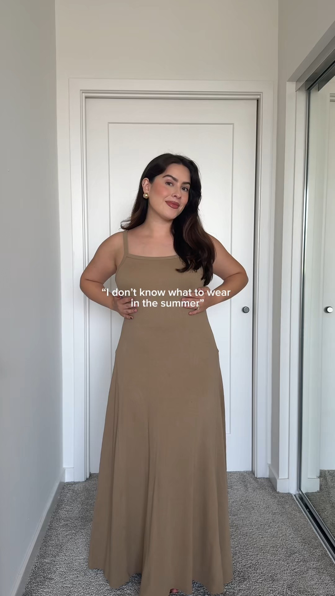 Lovely dress from Target! Wearing a size Medium, perfect for summer days 