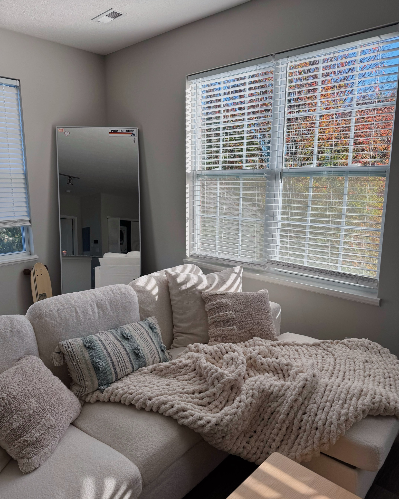 loving the way my living room is coming together! 🤎🍂 

#LTKHome #LTKSeasonal #LTKHoliday