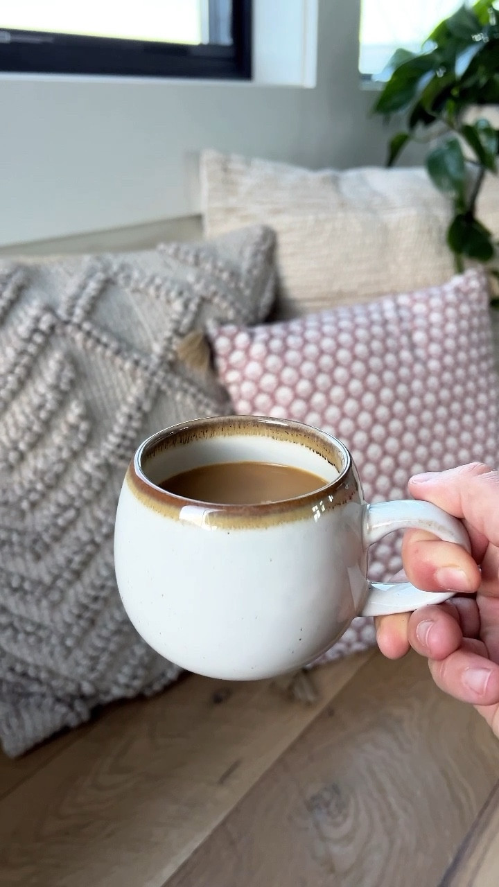 Morning coffee with a view 🏔️🏔️

Coffee spot 
Morning coffee 
Built-in bench 
Guest coffee set 
Coffee canister
Tea canister
Brass tray 
Built-in bench 
Kitchen bench 
Throw pillows  

#LTKHome