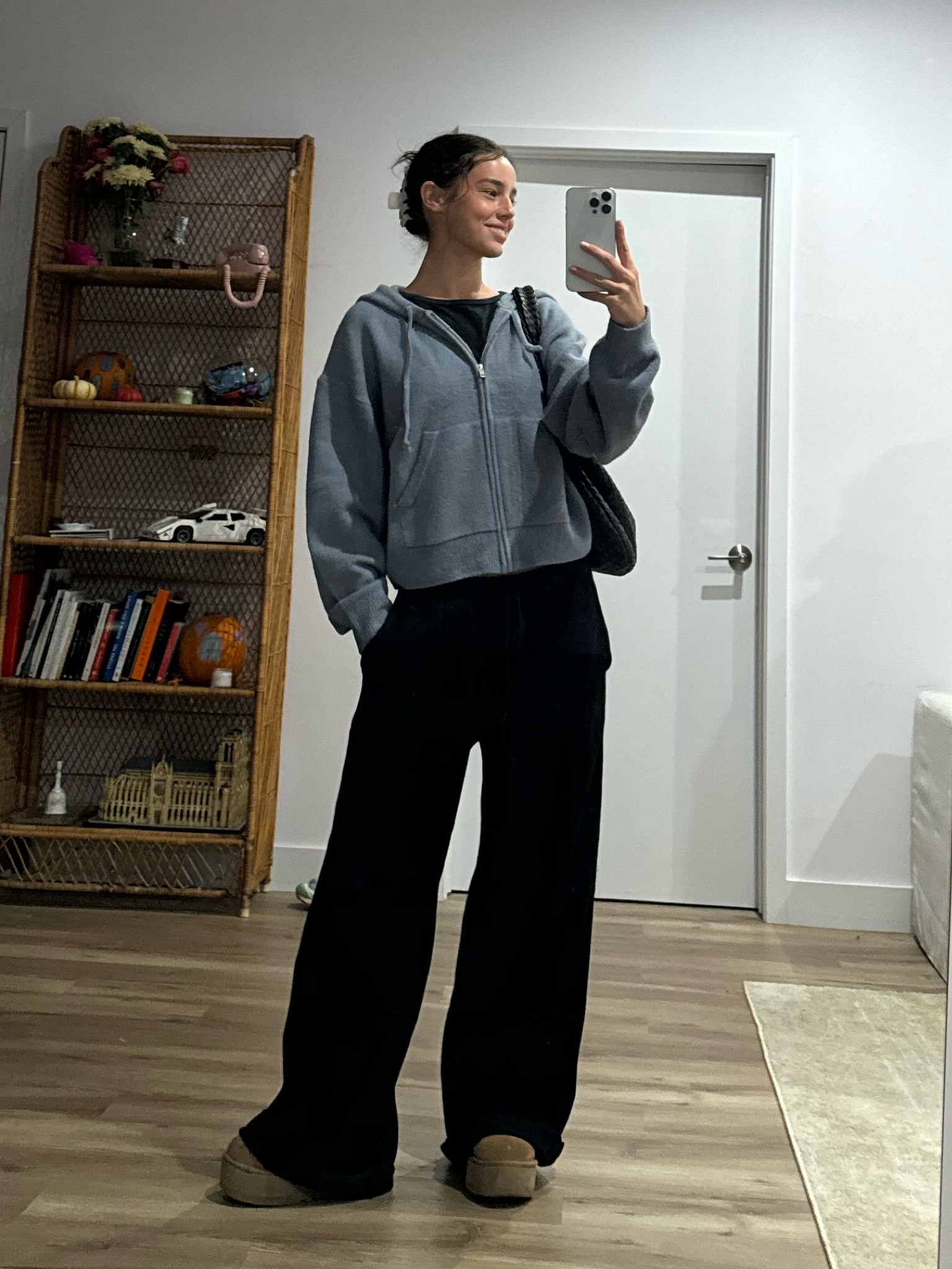 Comfiest and cutest sweats ever >>>>>> 🧸✨

#LTKSeasonal #LTKFindsUnder100 #LTKGiftGuide