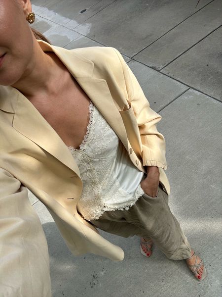 Summer cut out tank 
Vintage blazer 
Linen pants 

#LTKSeasonal #LTKBeauty #LTKStyleTip
