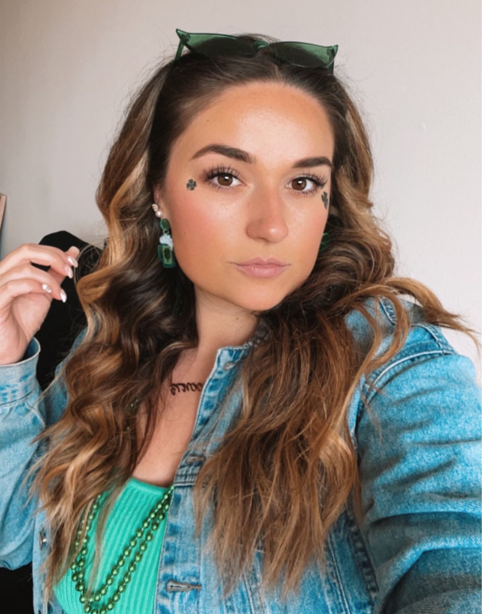 St Patricks Day parade 

#LTKcurves #LTKunder50 #LTKSeasonal