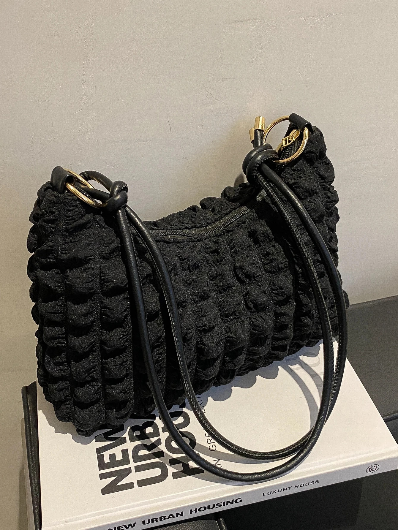 Minimalist Ruched Design Baguette Bag | SHEIN