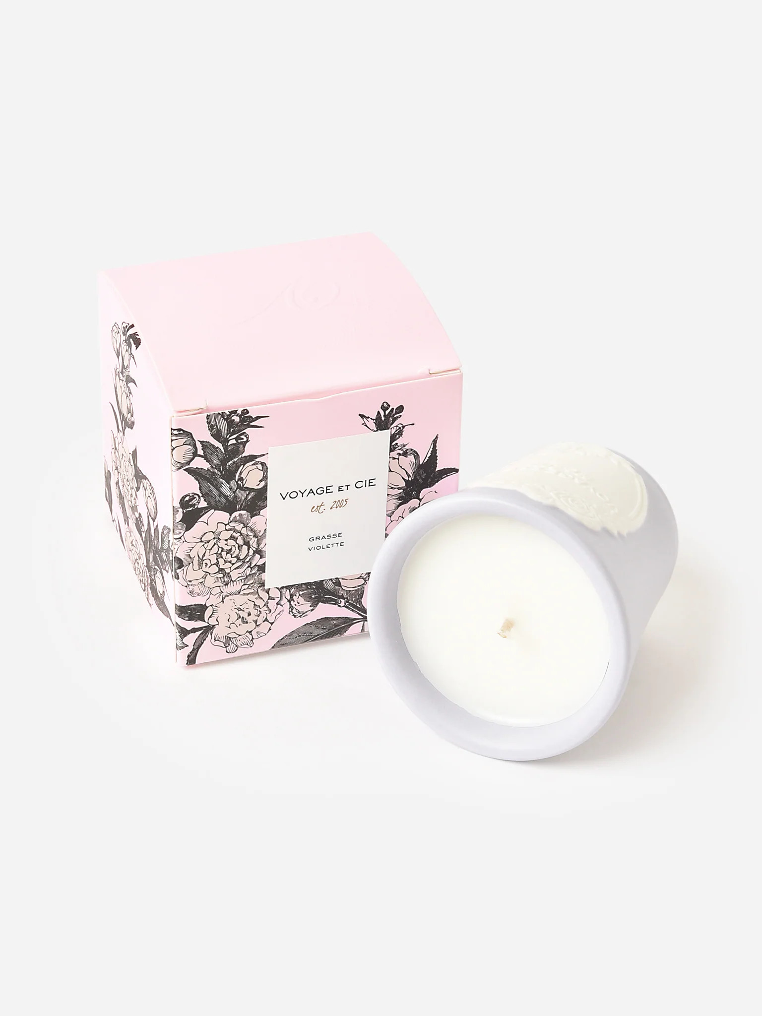 VOYAGE ET CIE
                      
                     Cameo Collection Candle | Saint Bernard
