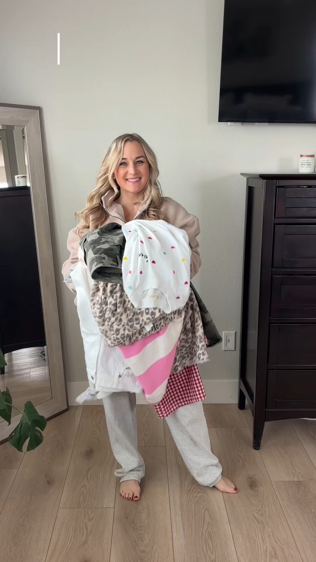 Four Valentine’s Day outfit ideas you’ll actually want to wear ❤️
From cozy casual looks to dressed-up date night outfits, these are cute Valentine’s outfits that feel comfortable, flattering, and realistic for real life.

Perfect for Valentine’s Day date night, Galentine’s brunch, school drop-off, or just wanting to feel put together while still festive 💕
Easy pieces, wearable colors, and outfits you can rewear long after Valentine’s Day.

Save this for outfit inspo and follow along for more everyday outfit ideas, mom-friendly fashion, and seasonal style ✨


#LTKValentine #LTKmomlife #LTKootd
