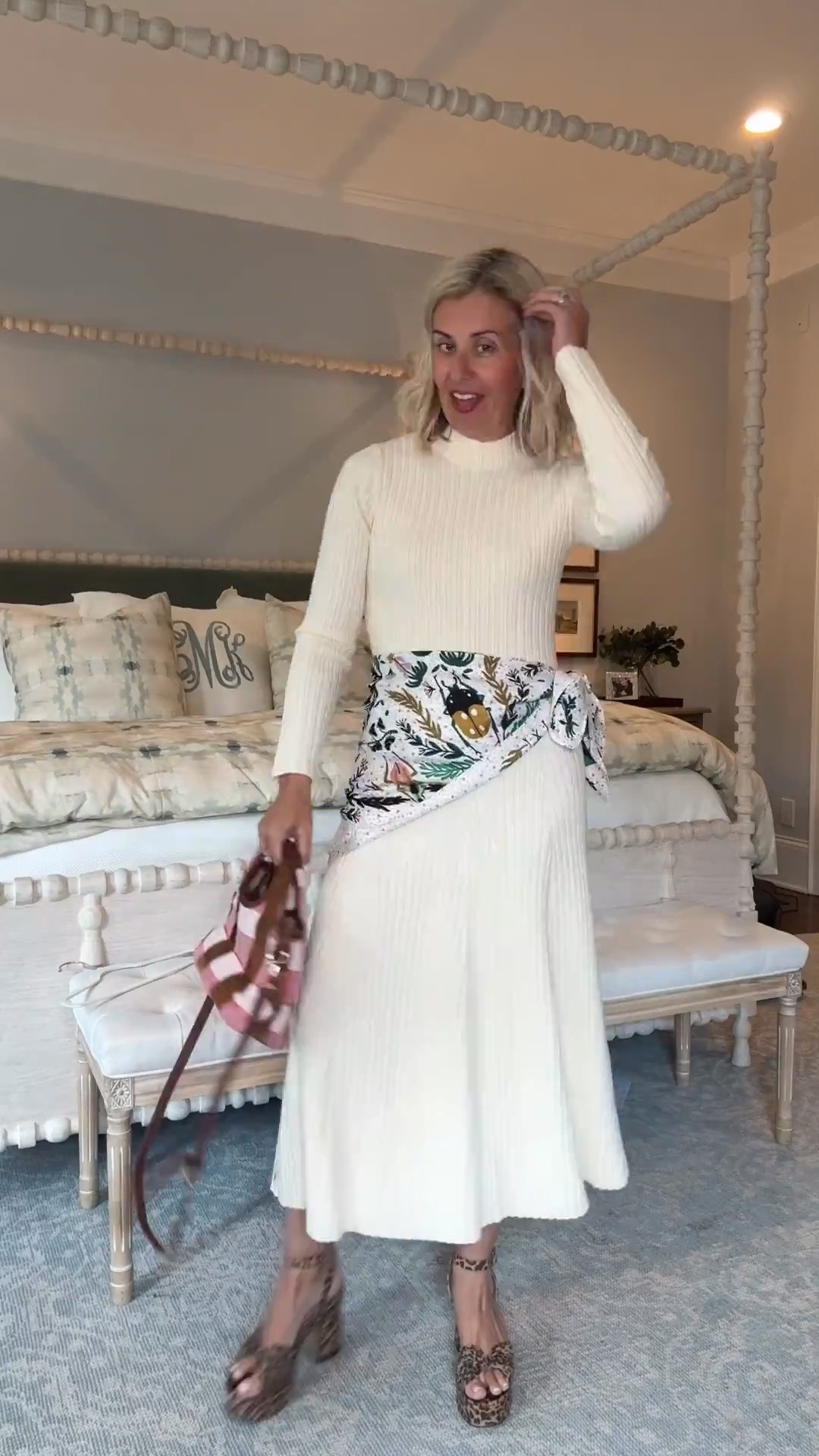 Love a sweater dress that we can style so many ways!
Dress - small
Shoes - 8 tts

*code Catherine20 at Allie + Bess

#LTKdayinmylife #LTKSeasonal