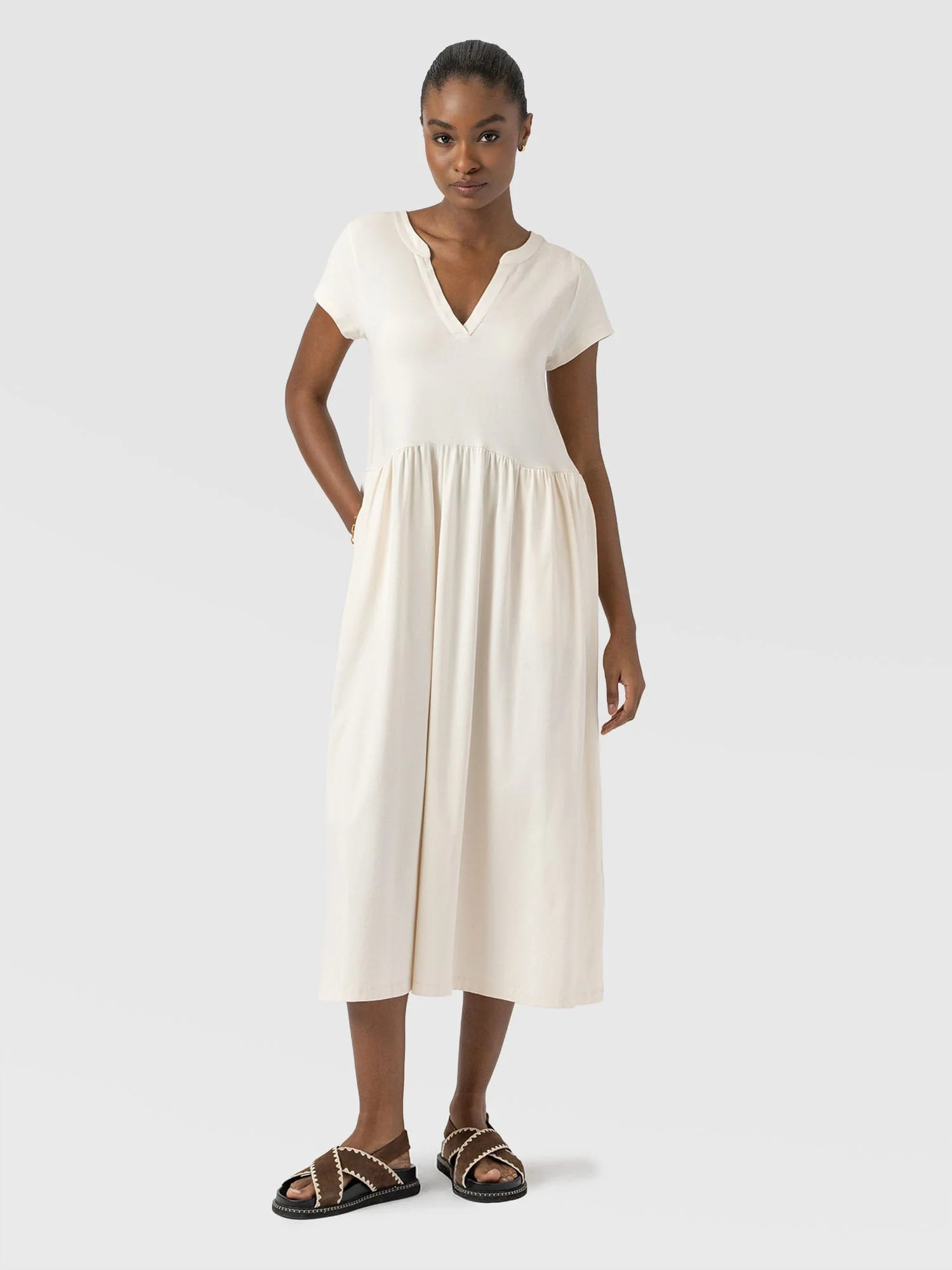 Bonnie V Neck Dress - Cream | Saint + Sofia