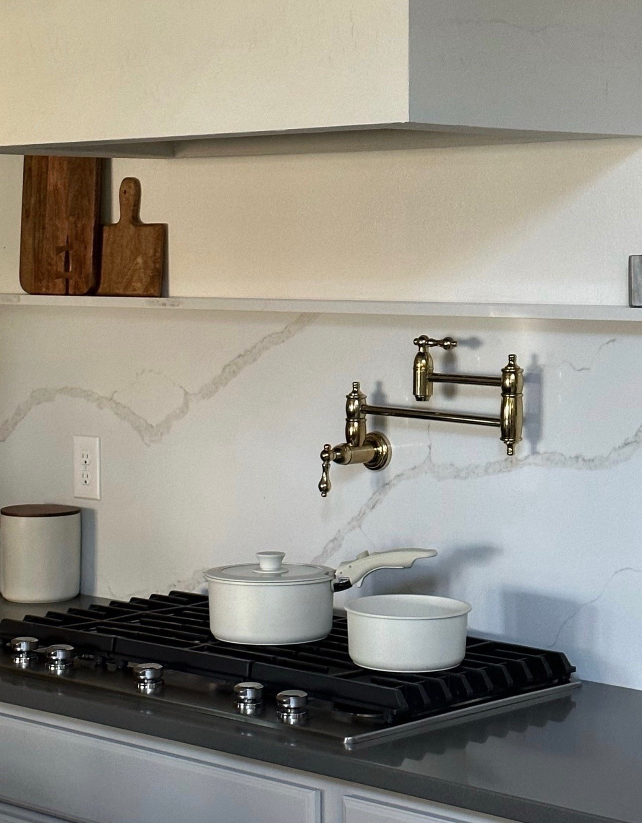 The most aesthetically pleasing pot and pan set along with the best space saving!! 

Kitchen | cookware | amazon | viral | cooking | baking | houseware | home decor

#LTKdayinmylife #LTKHome #LTKOver40