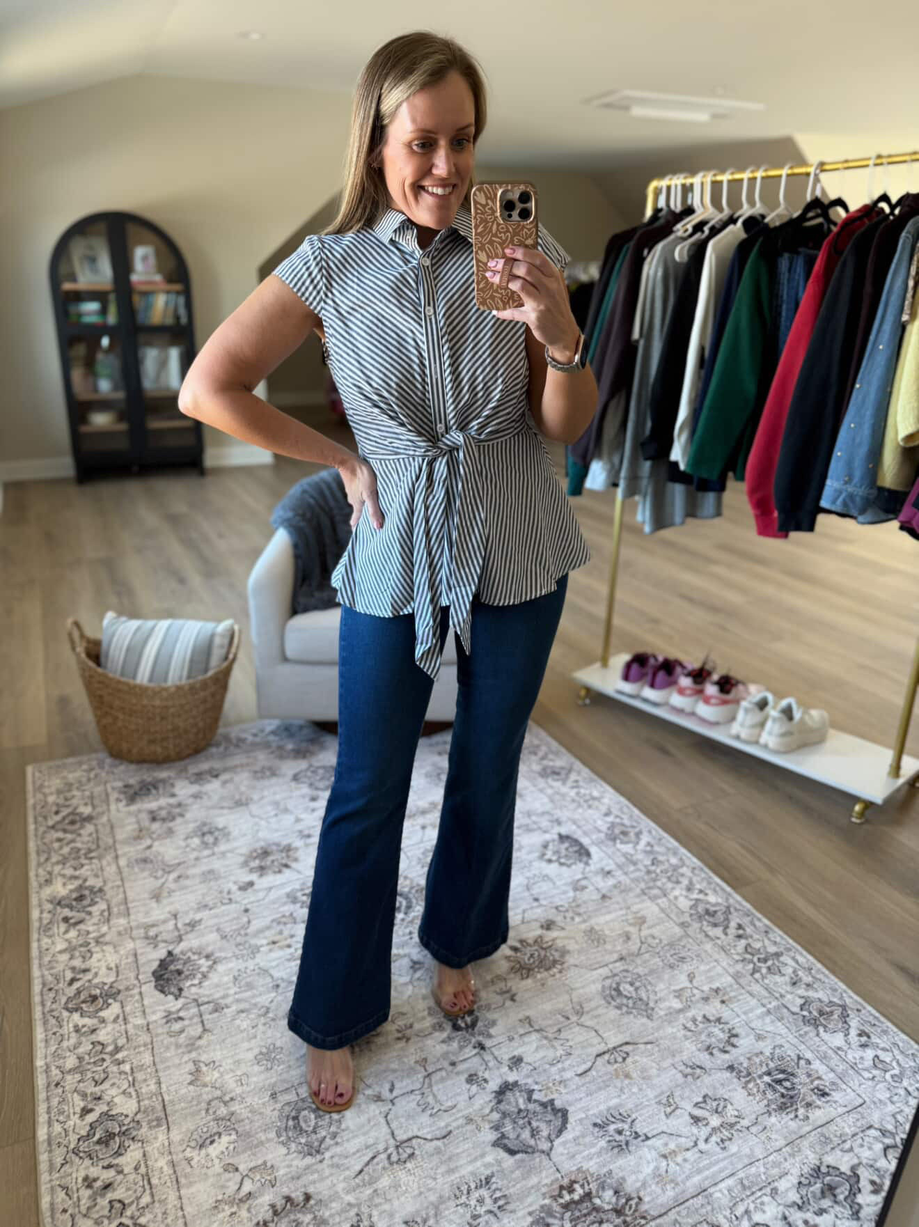 Striped blouse

spring outfits spring fashion  Amazon fashion  trendy outfits  mom outfits  mom style 

#LTKootd #LTKgrwm #LTKWorkwear