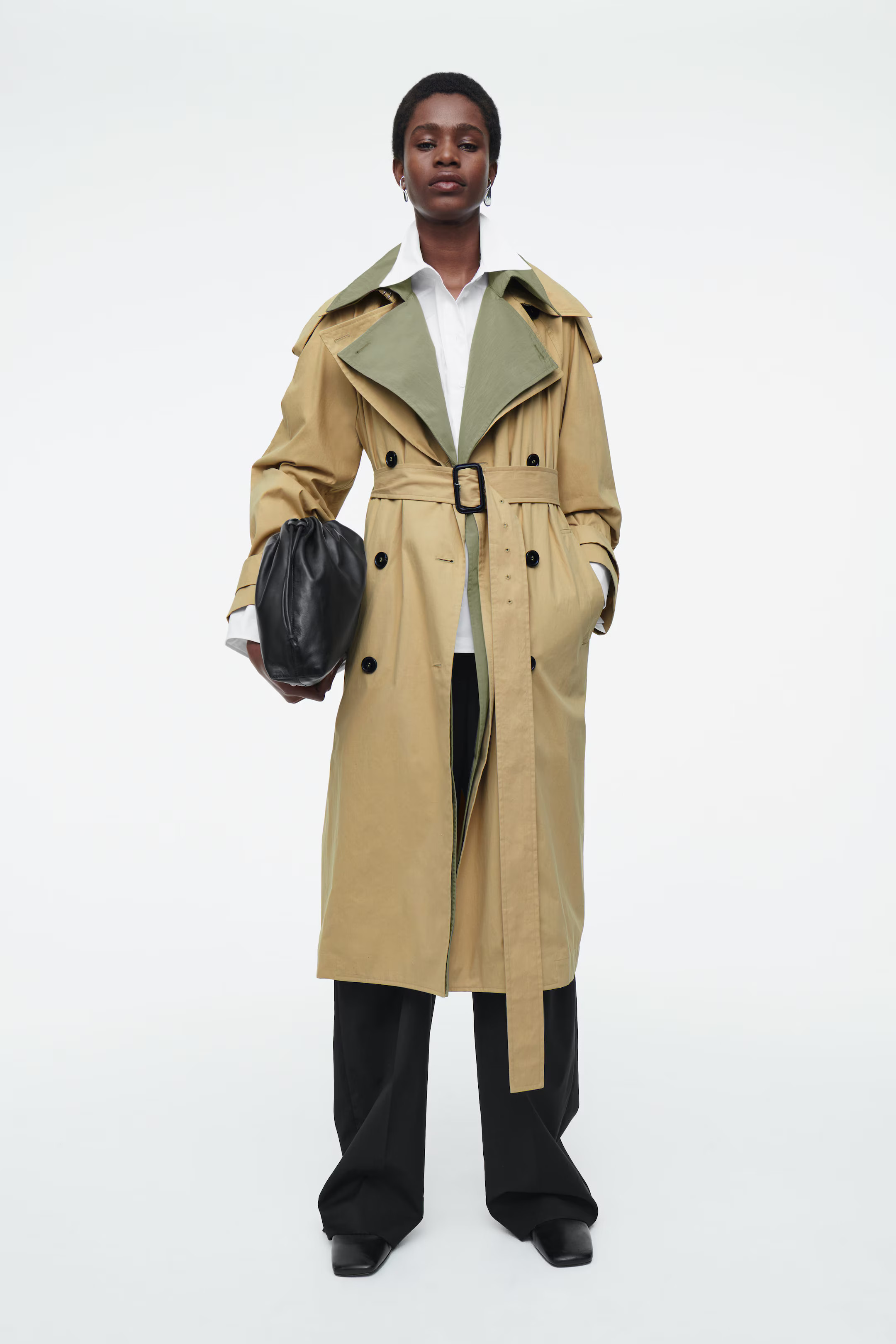 CAVATELLI CLUTCH - LEATHER - BLACK | COS (EU)