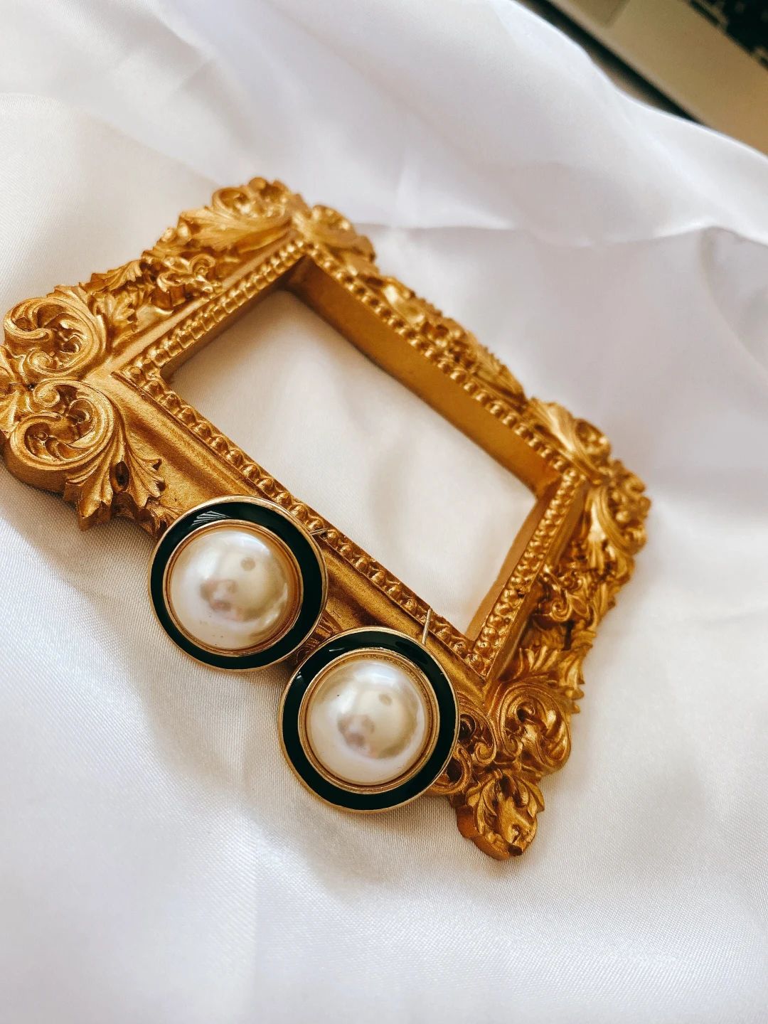 Vintage Pearl Earrings Black and White Earringsaudrey Hepburn Style Earrings - Etsy Canada | Etsy (CAD)