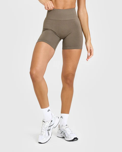 Effortless Seamless Shorts 
 Moss Brown | Oner Active (UK / US)