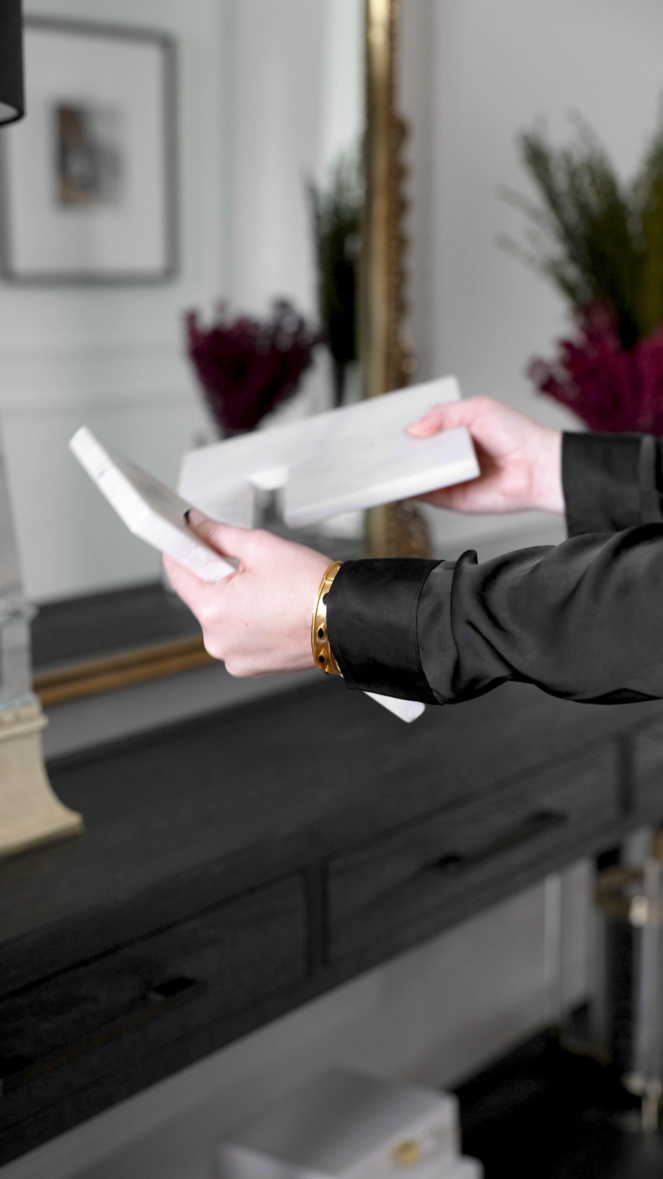 Modern home, modern decor, home decor, book holder, marble decor

#LTKHome #LTKSeasonal #LTKStyleTip