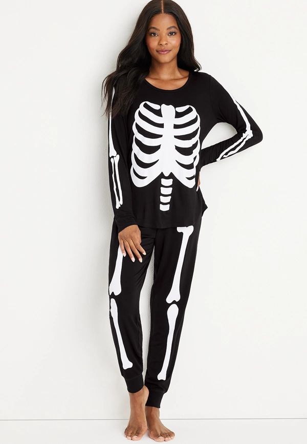 Cozy Skeleton Graphic Tee and Jogger Pajama Set | Maurices