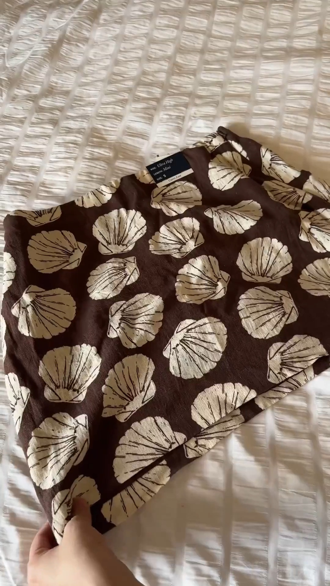 it would be incredibly helpful if you could purchase using my affiliate link. Please note that the code is valid for only one hour.  I’ll share the code on Instagram story ( 2pm Est) the code is only valid for one hour!

#LTKPetite #LTKFindsUnder100 #LTKSaleAlert