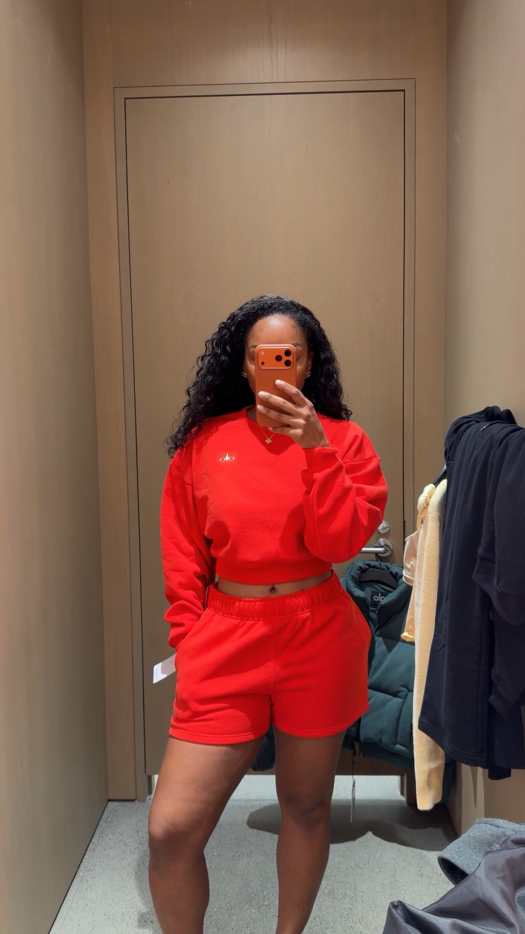 This red ALO set stole the show hunny!😍❤️

#LTKgrwm #LTKdayinmylife #LTKBeauty