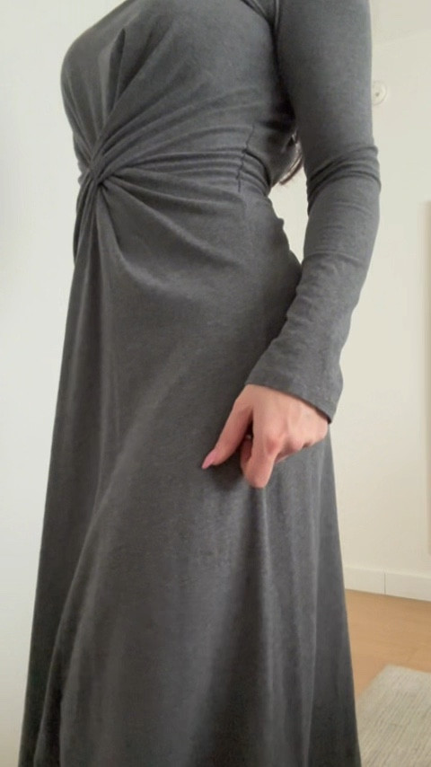 love love love the twist detail on the front and back 



Winter dress , work dress , grey dress, long sleeve dress , maxi dress 

#LTKSeasonal #LTKootd #LTKU