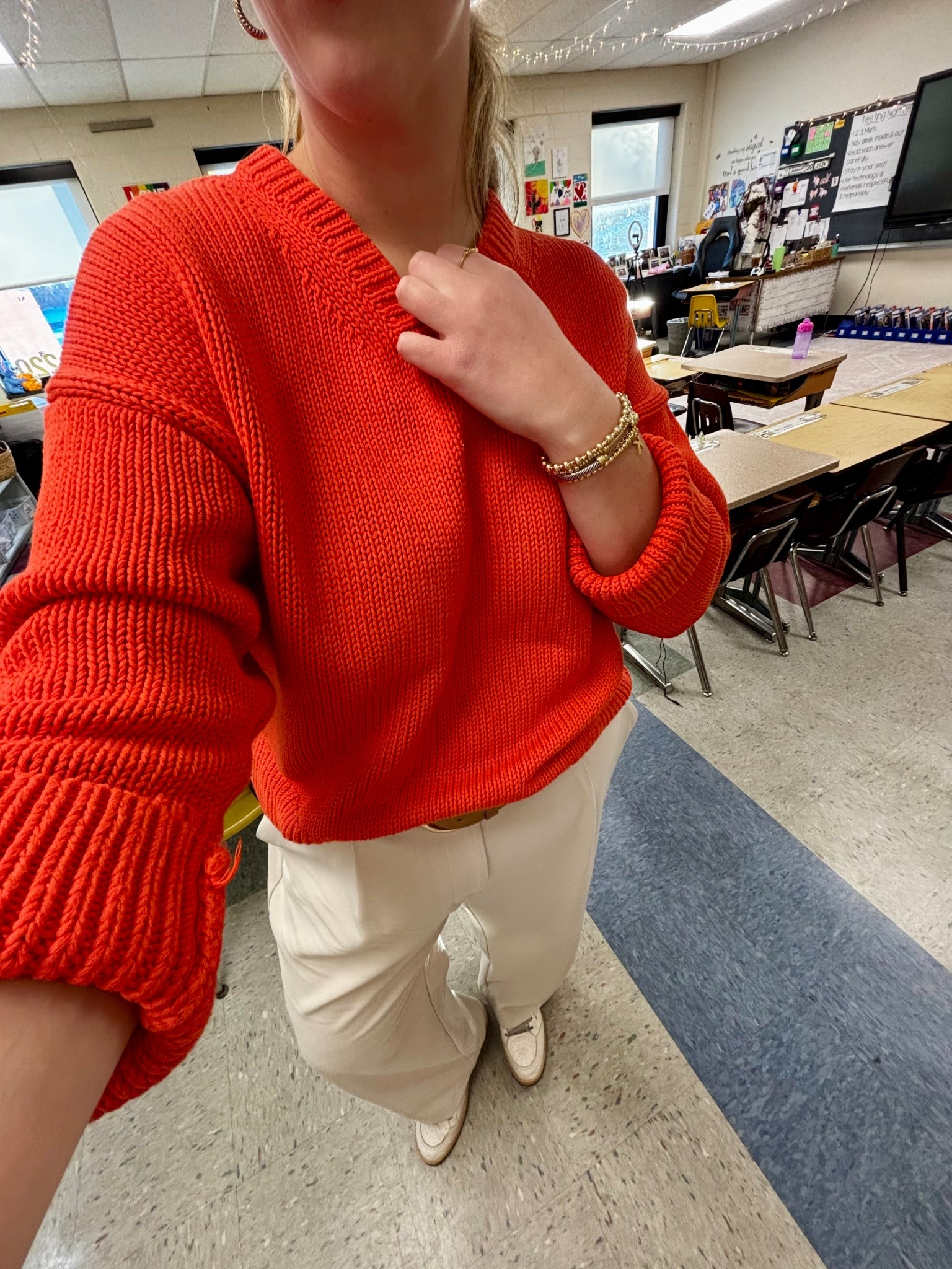 Love a work fit that’s stylish and comfy! I link the same products just different colors. 

#LTKWorkwear #LTKdayinmylife #LTKootd