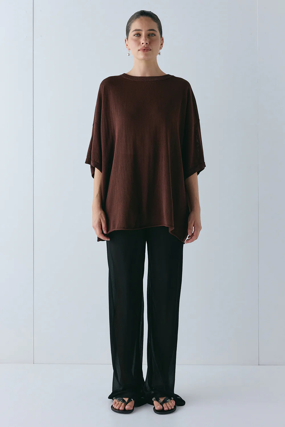 Willow Knit Tee Chocolate | VRG Grl