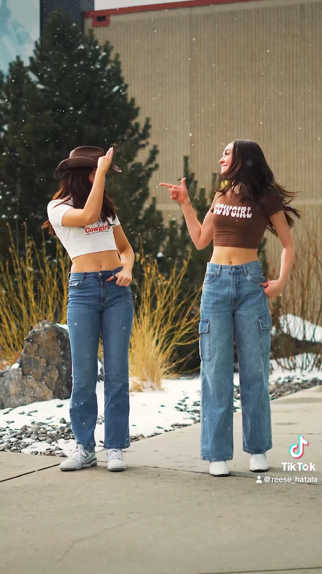 outfits stay cute even in the freezing cold😭🤍 

#LTKSeasonal #LTKU #LTKfindsunder100