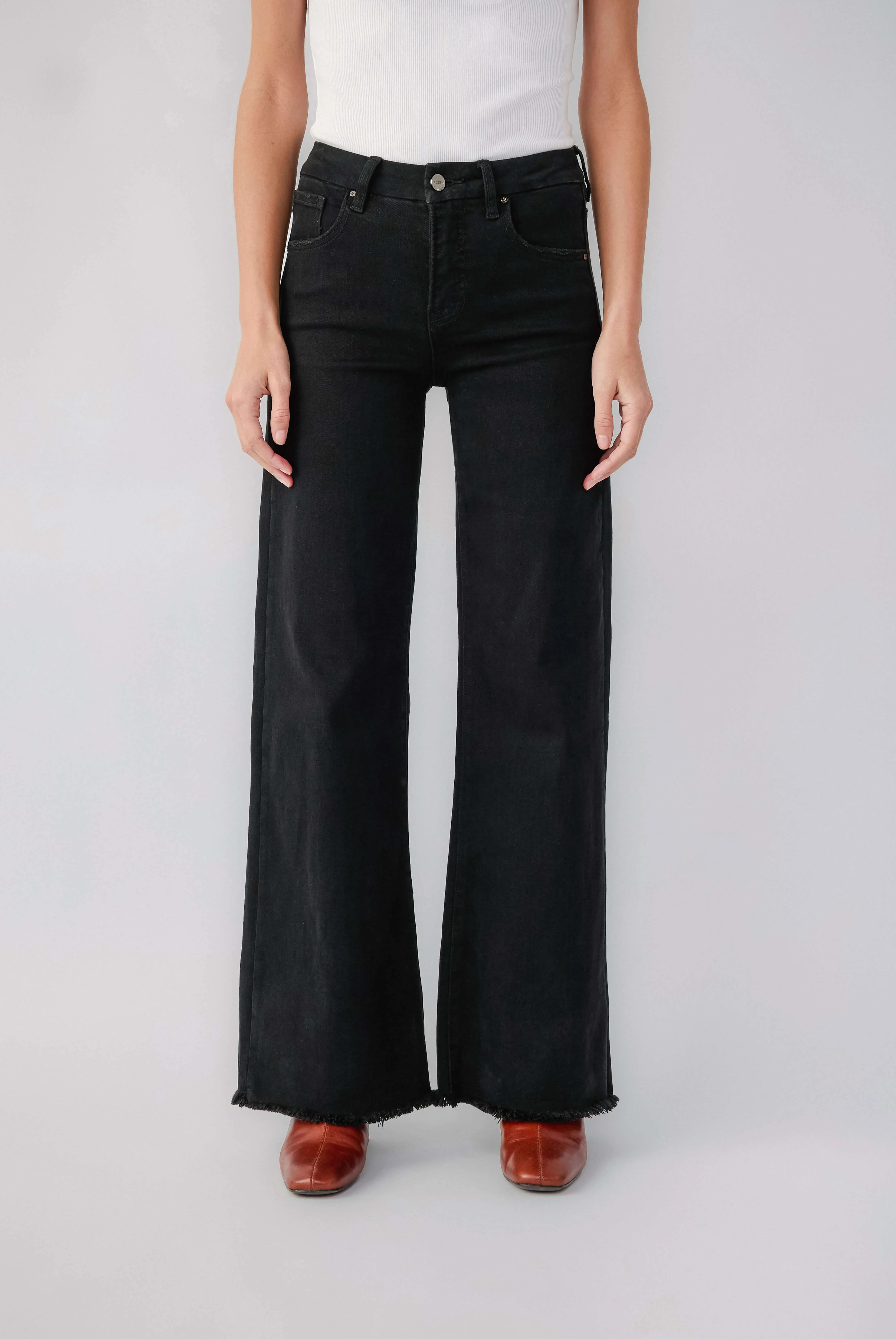 Risen Elliot High Rise Raw Hem Wideleg Jeans | Social Threads