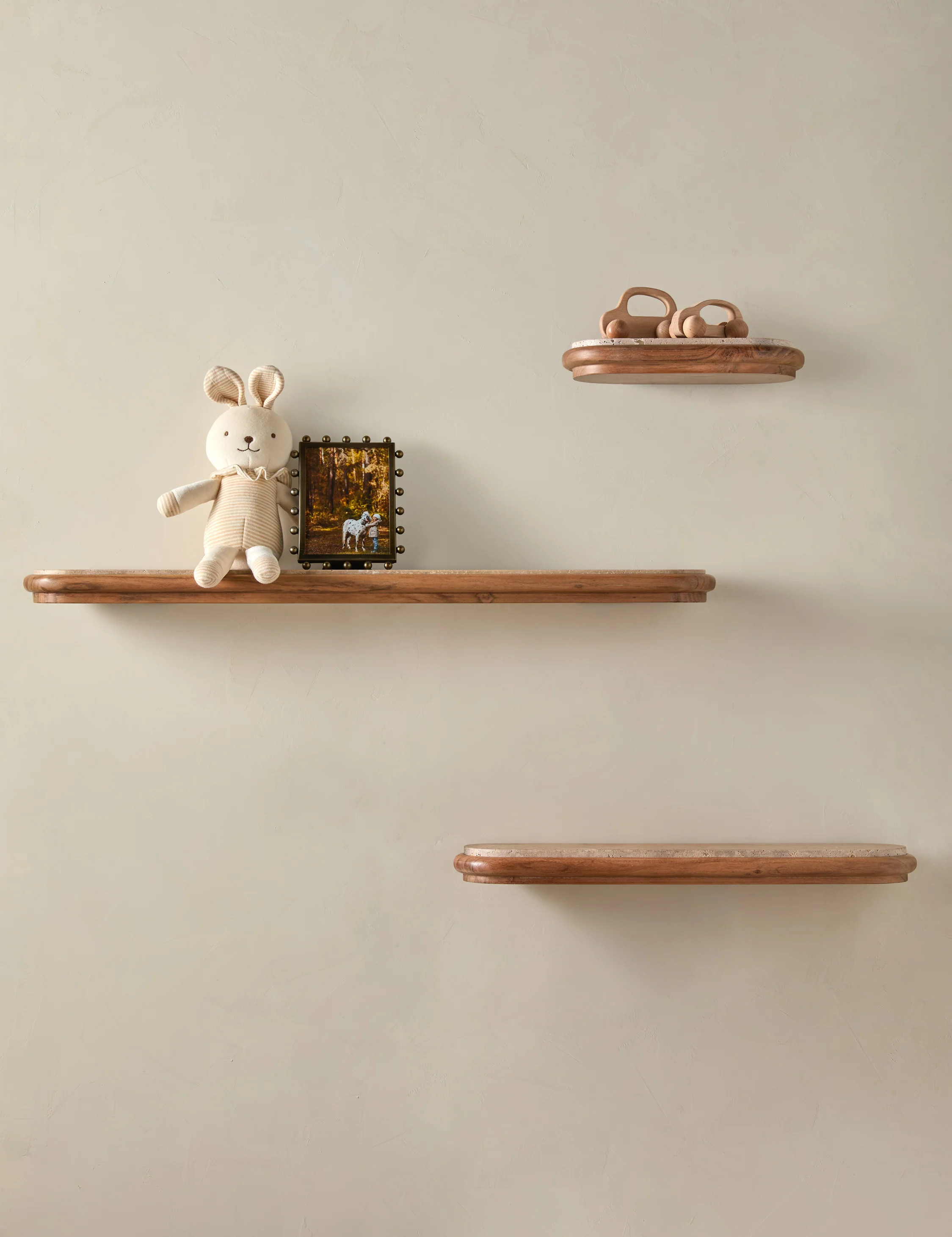 Gretchen Shelf | Lulu and Georgia 