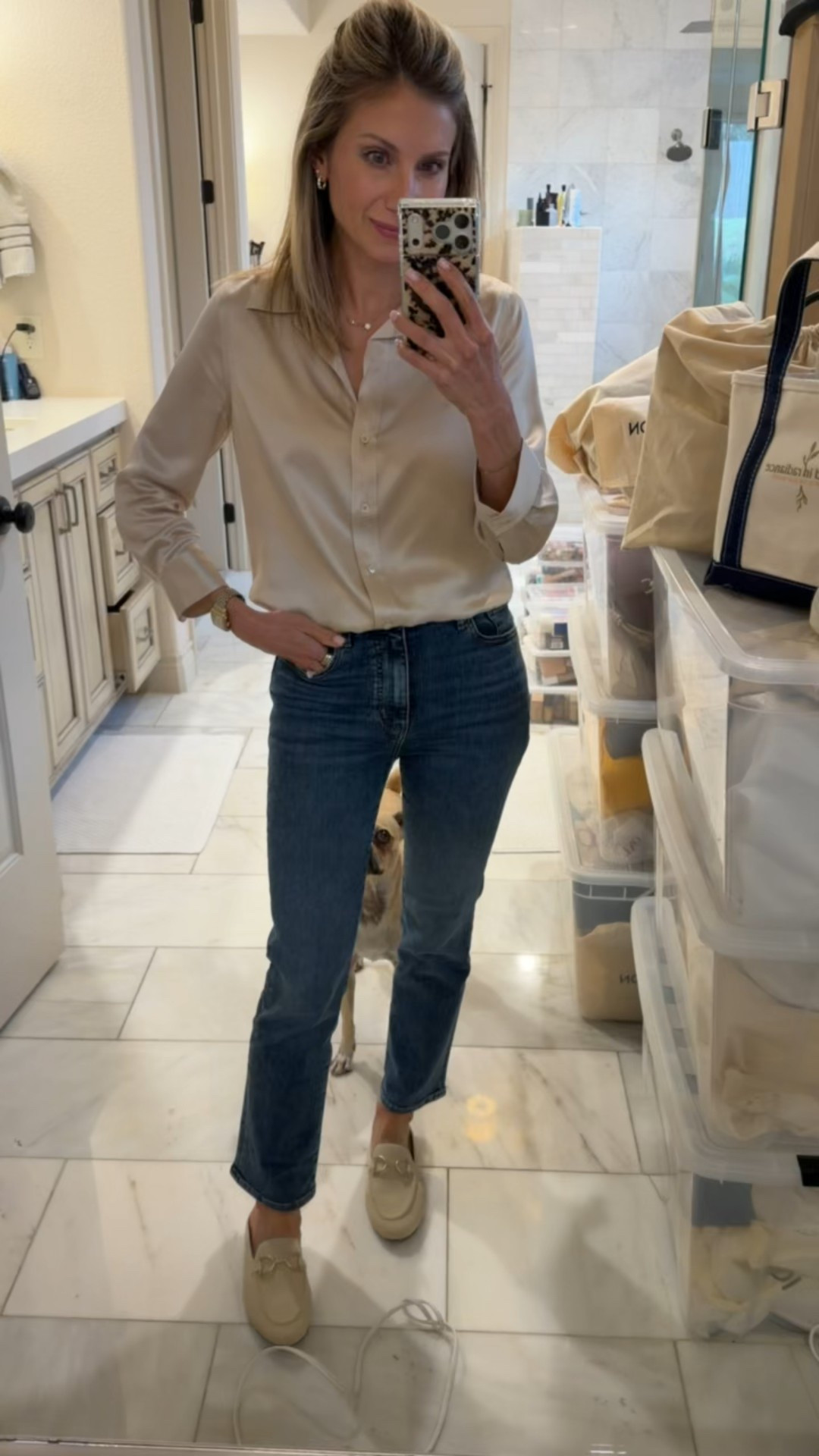 Wednesday Outfit Look✨
Top - xs
Jeans - 25
Shoes - 7

#LTKPetite #LTKOver40