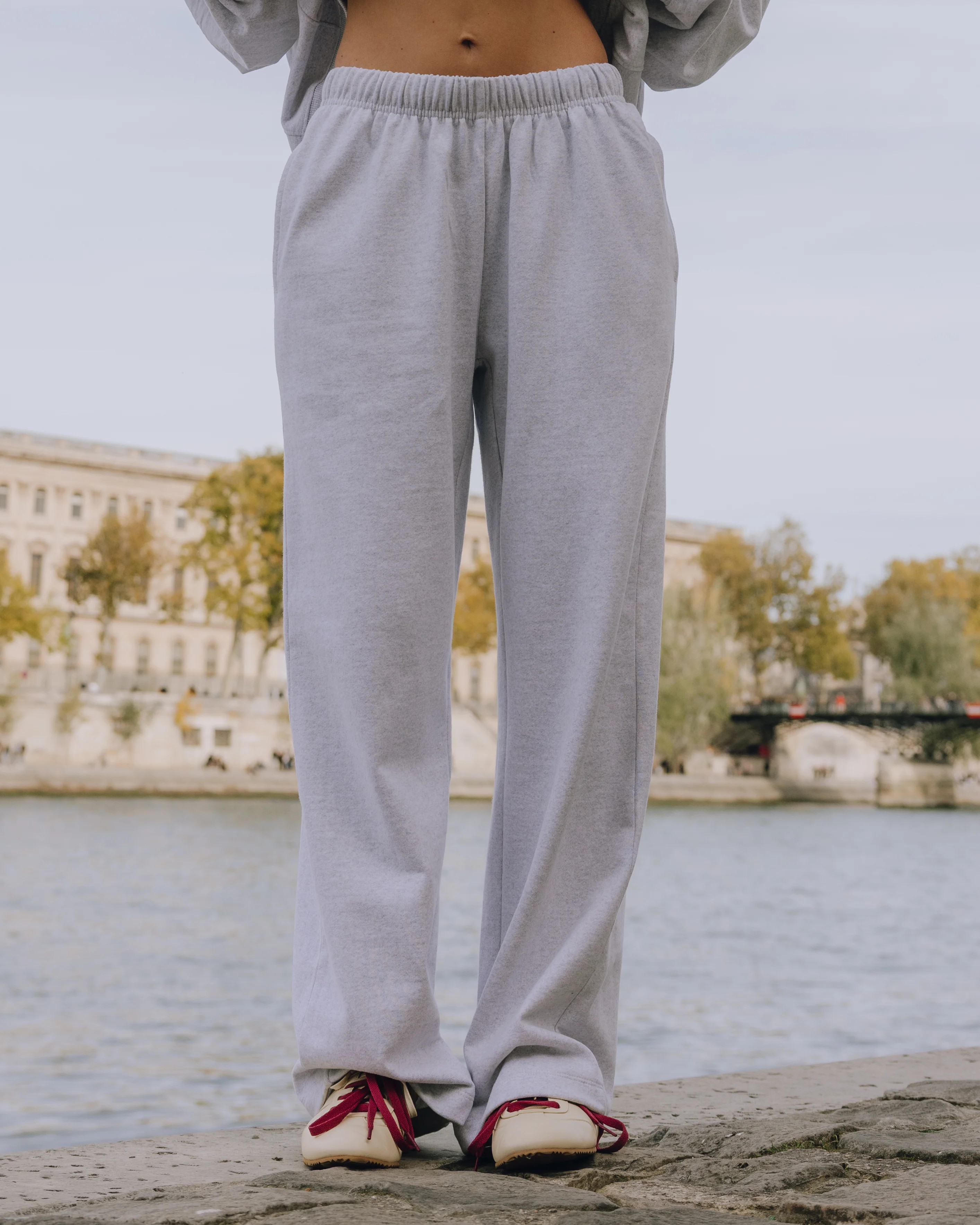 Fleece Straight Leg Sweatpants - Heather Grey | Daily Drills LLC