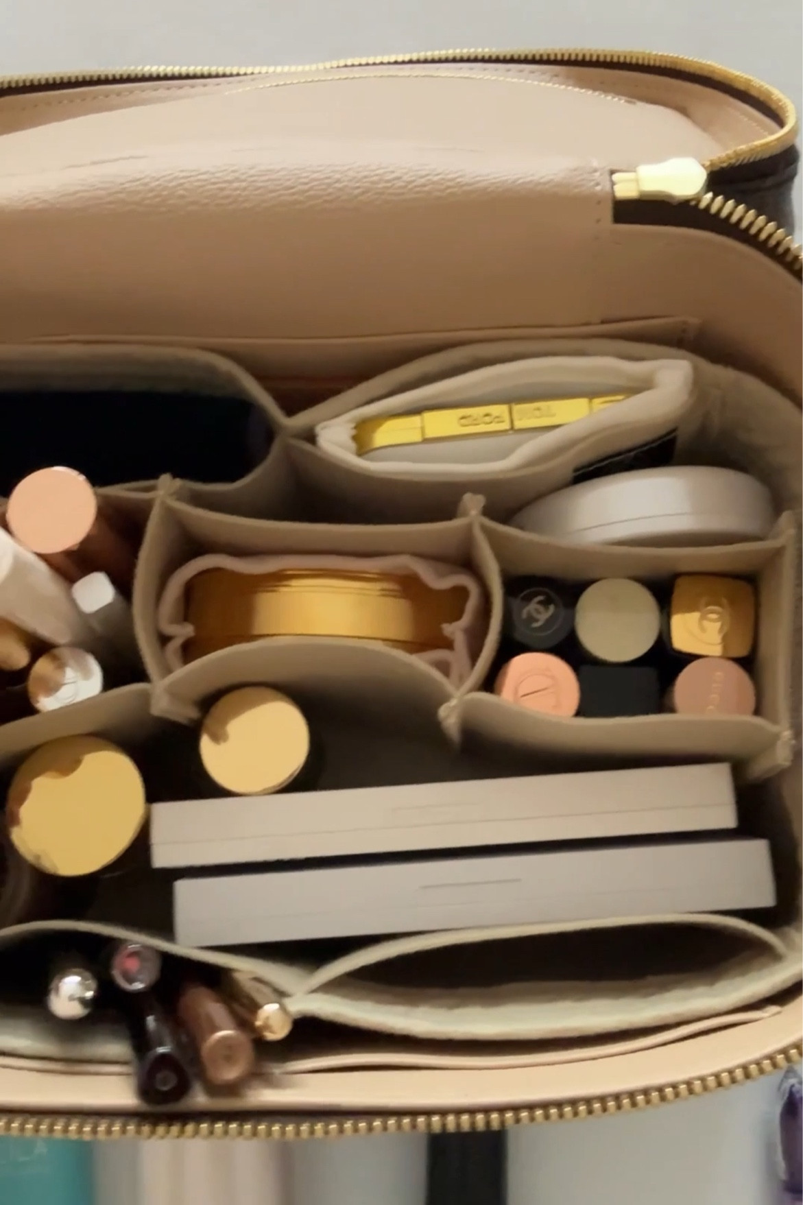 New makeup bag additions! #sephorahaul

#LTKStyleTip #LTKItBag #LTKBeauty