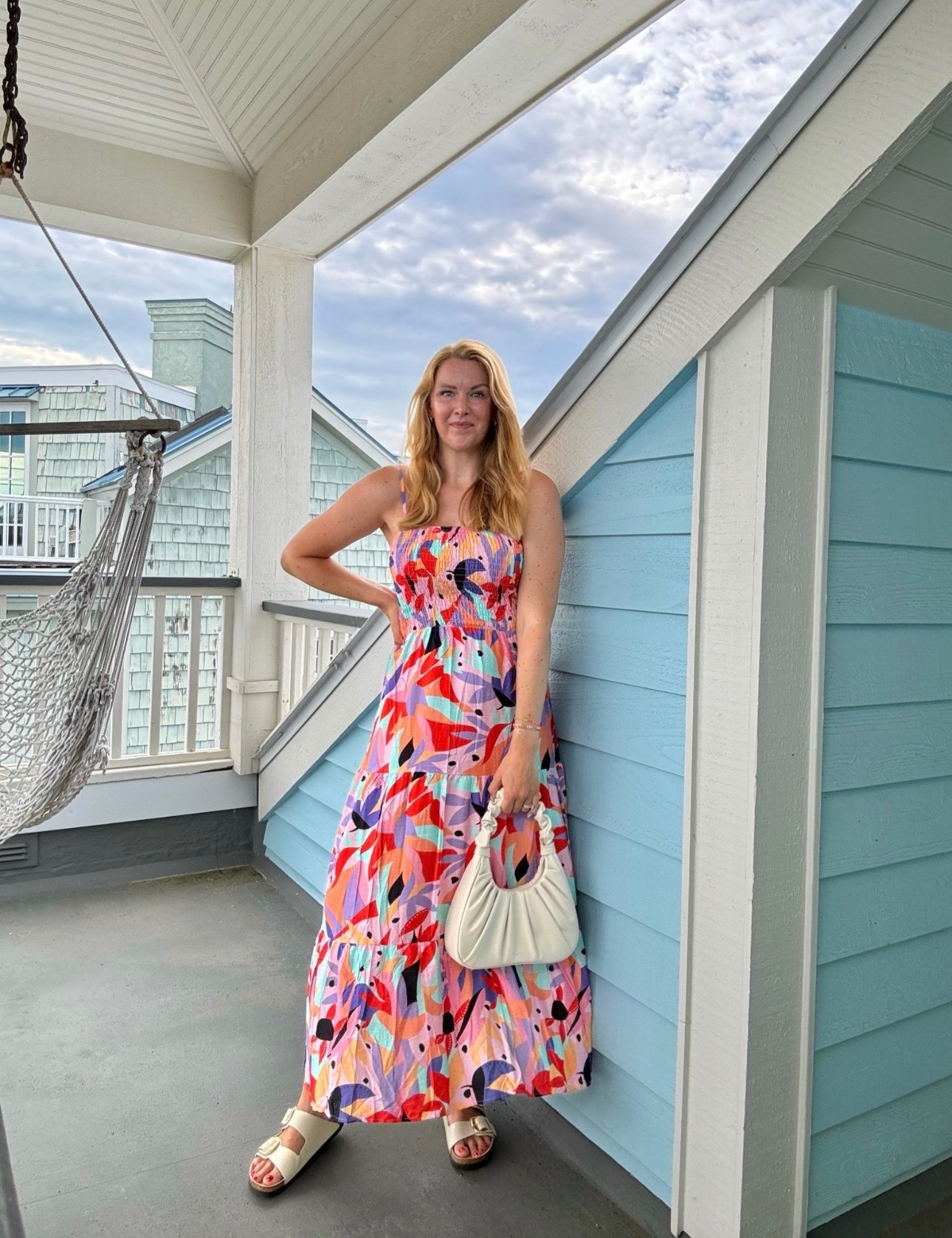 Colorful strappy maxi dress for summer

Long floral summer dress - love the bright colors on this one and the smocked top. Straps are adjustable & fits true to size. Comes in lots of solid colors and more prints too 

Summer look, date night outfit