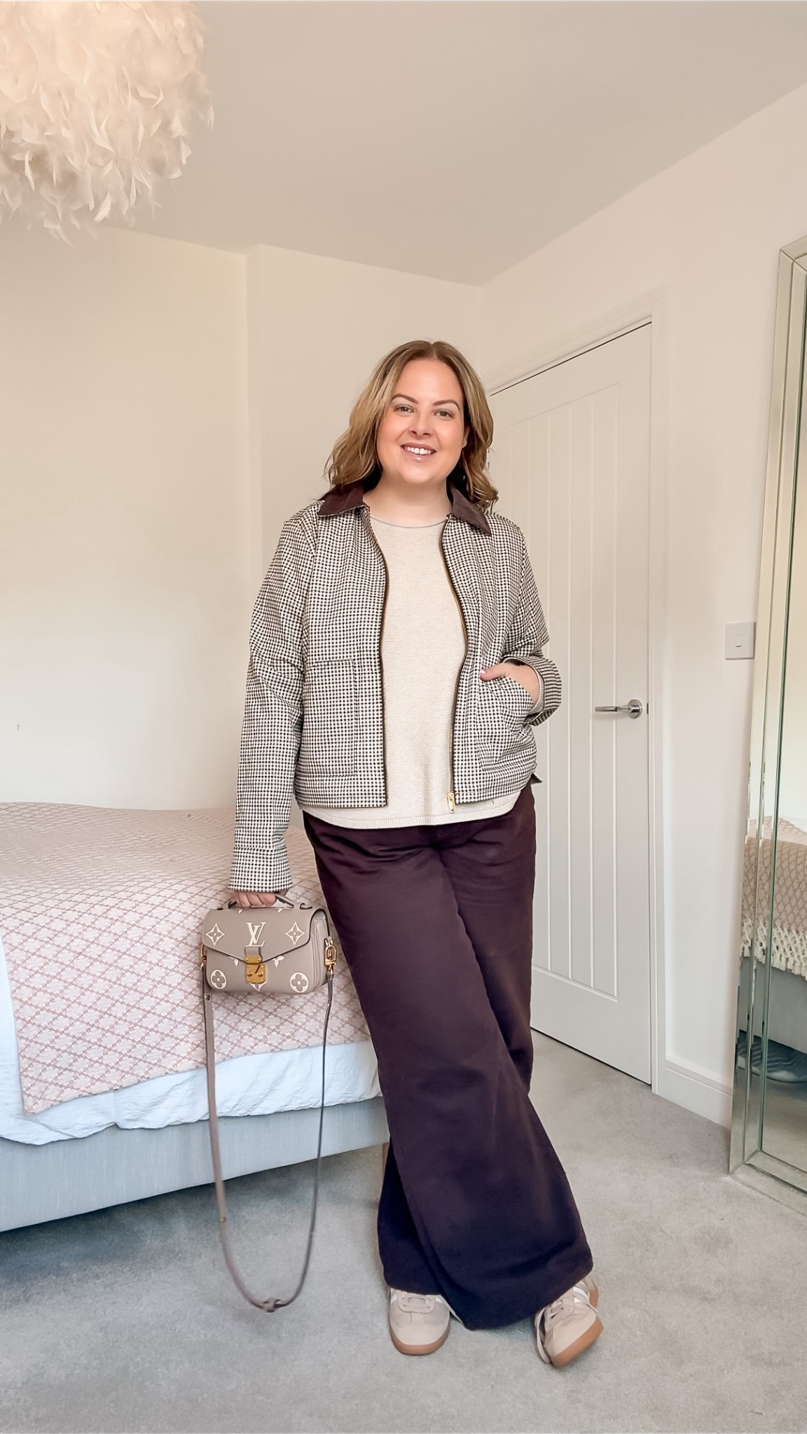 Styling the viral H&M jacket 

I’m wearing a size M in the jacket, 12 in the jumper and 16 in the jeans 

Autumn outfits, autumn styling, autumn jacket, brown outfit, brown jeans, adidas samba’s, Barbour jumper, midsize outfit 

#LTKautumn #LTKuk #LTKmidsize