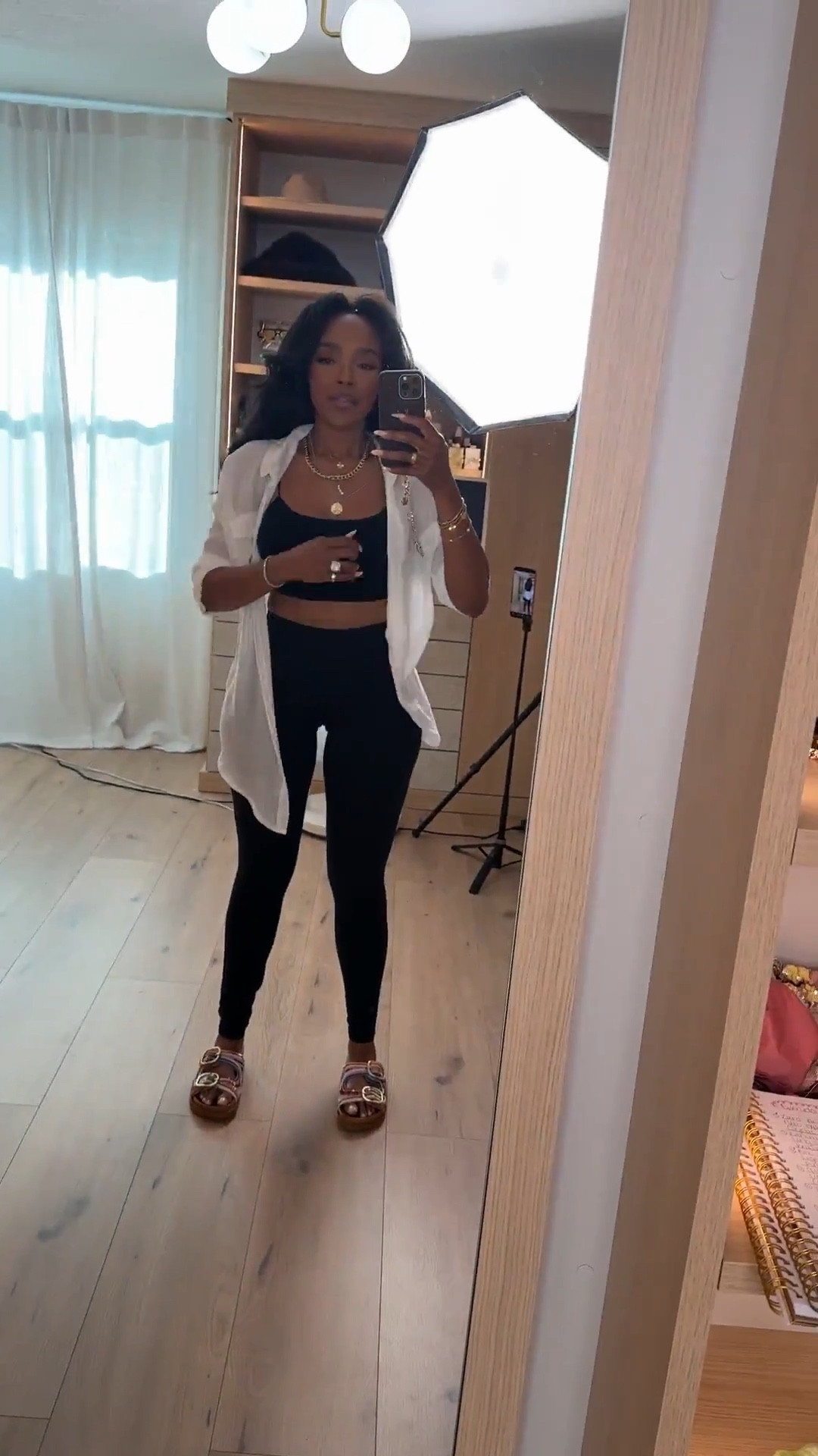 Scroll to shop this off-duty athleisure look 🖤

Simple, comfortable, and effortlessly styled—this set is perfect for everyday wear, and each piece can be mixed and matched so many ways, making it a go-to cost-per-wear staple.

Perfect for errands, travel days, casual outings, or on-the-go moments.

📏 Measurements: 5’4”, 140 lbs, 34D bust, 27” waist, 40” hips

Follow me on Instagram and YouTube @kirasfashionfinds

