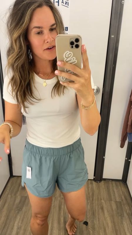 . These tops are giving me lulu- come in so many gorgeous colors and tank versions. The details are 👌 also linking the matching shorts ✨ 
.
#oldnavy #oldnavystyle #oldnavyfinds #casualoutfit #workoutclothes #workoutstyle #momstyle 

#LTKActive #LTKSaleAlert #LTKFitness