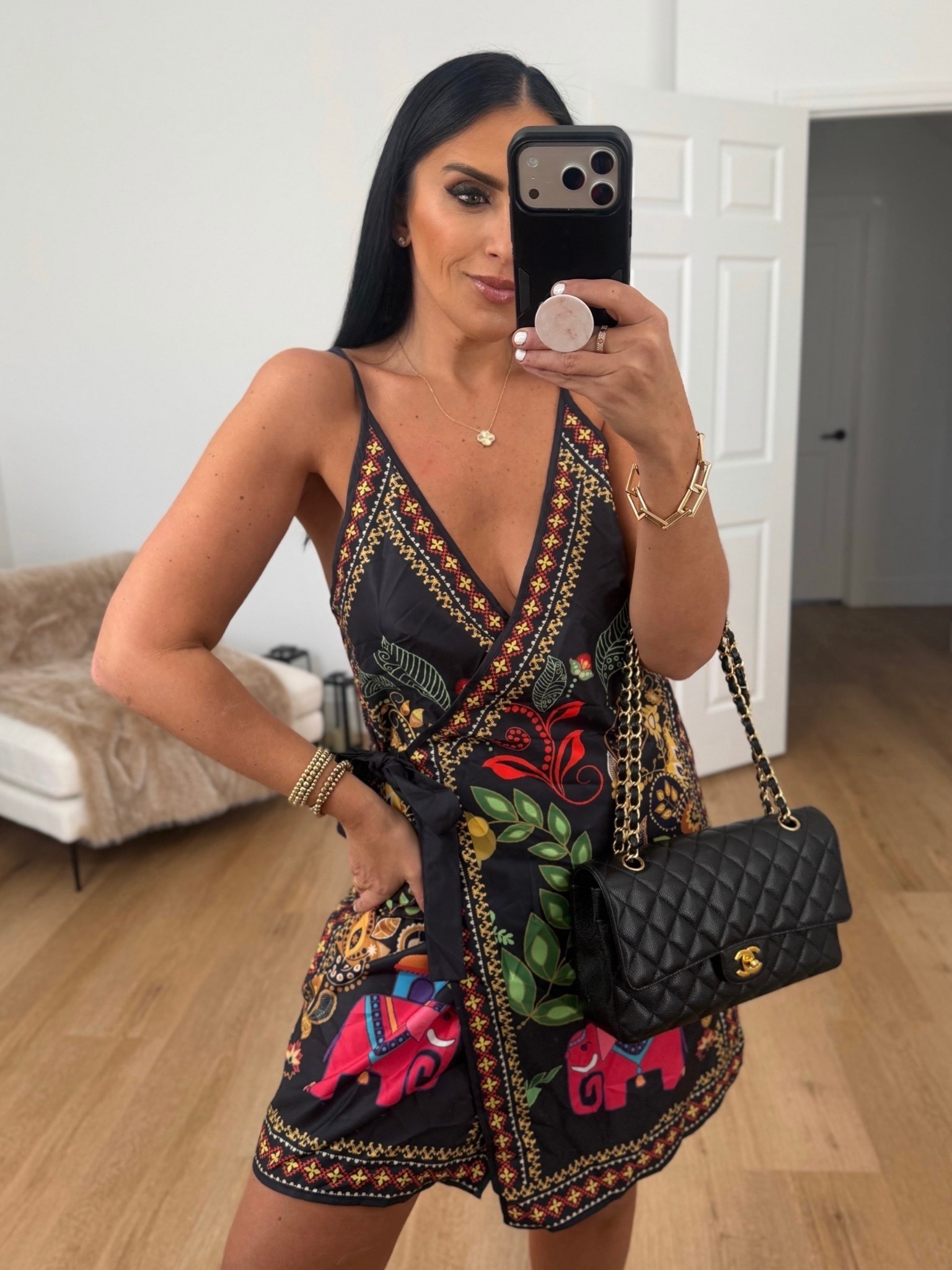 Women's Women's Tropical Print Cami Dress wearing size medium. 
Looks like farm Rio but from amazon 